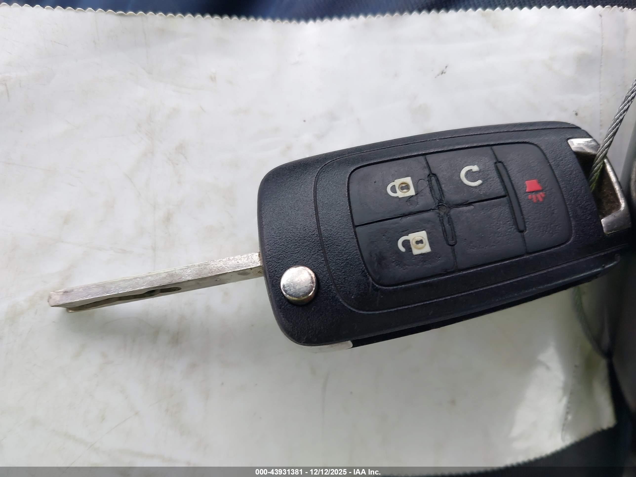CHEVROLET EQUINOX image 11
