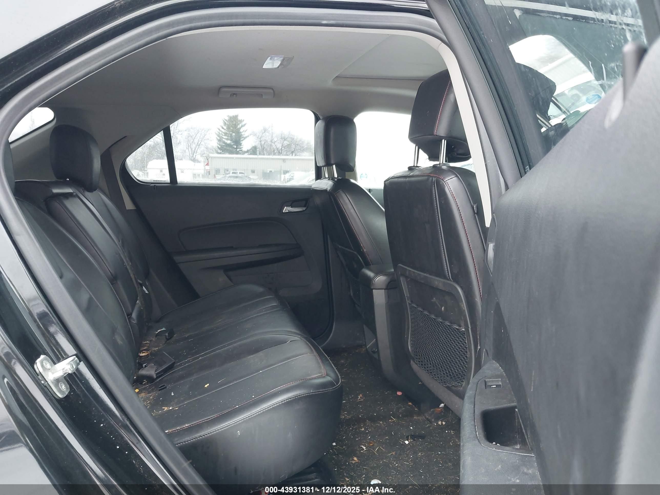 CHEVROLET EQUINOX image 8