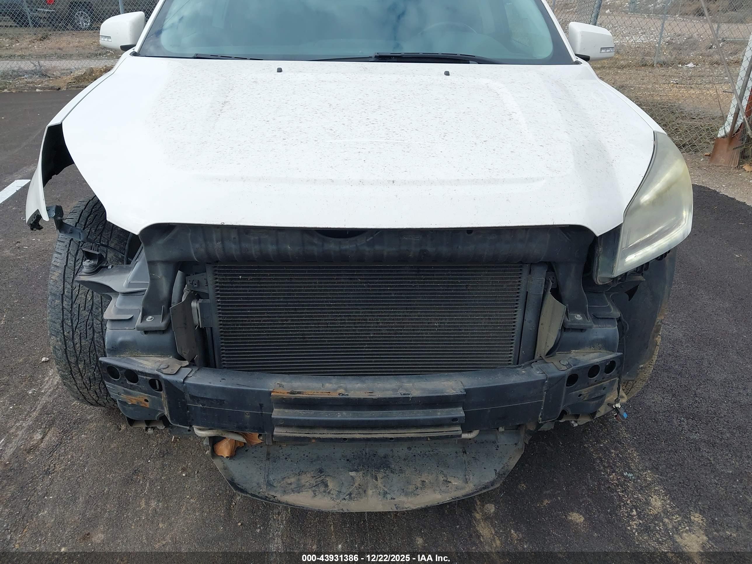 GMC ACADIA image 6