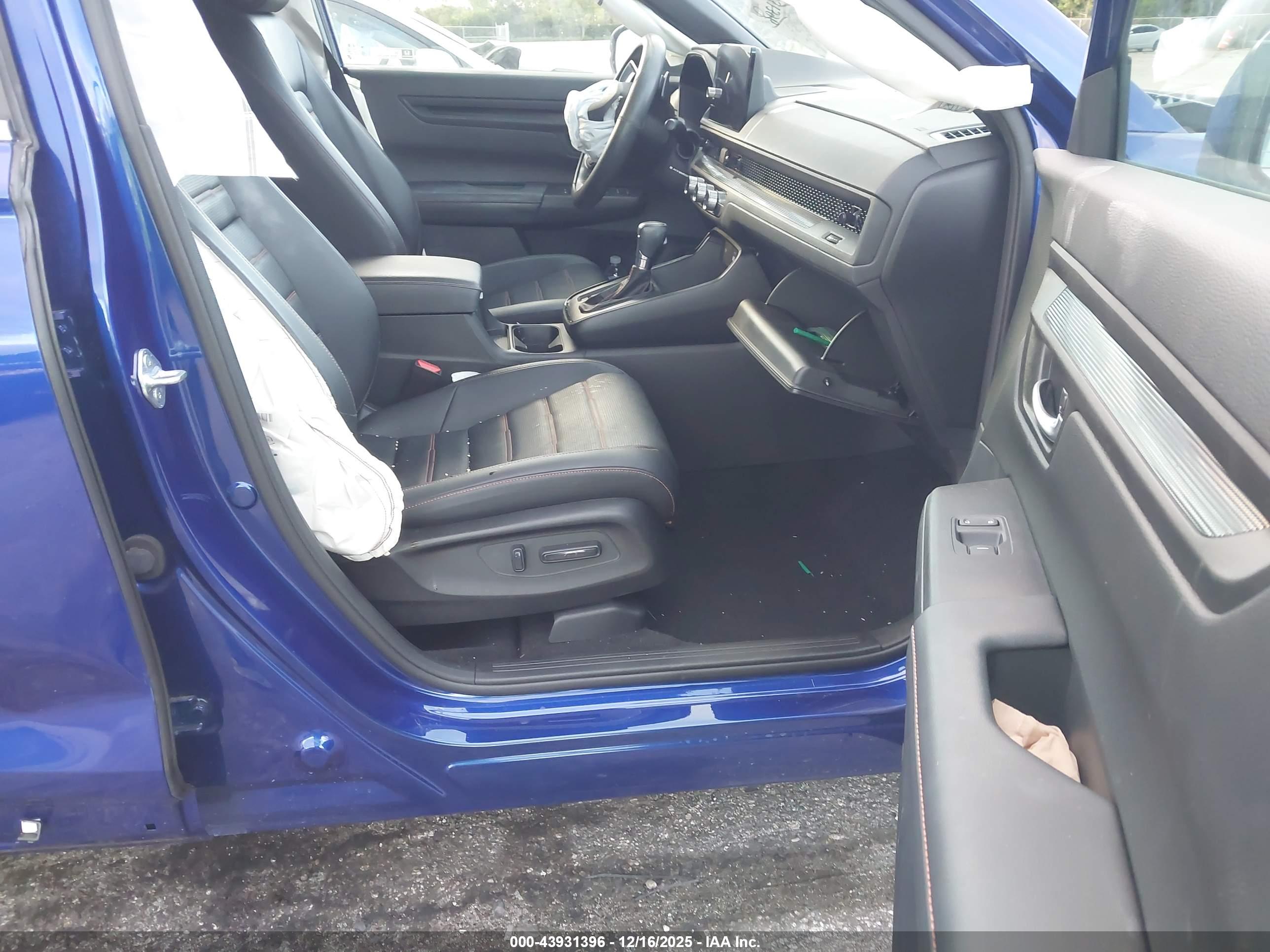 HONDA CR-V image 5