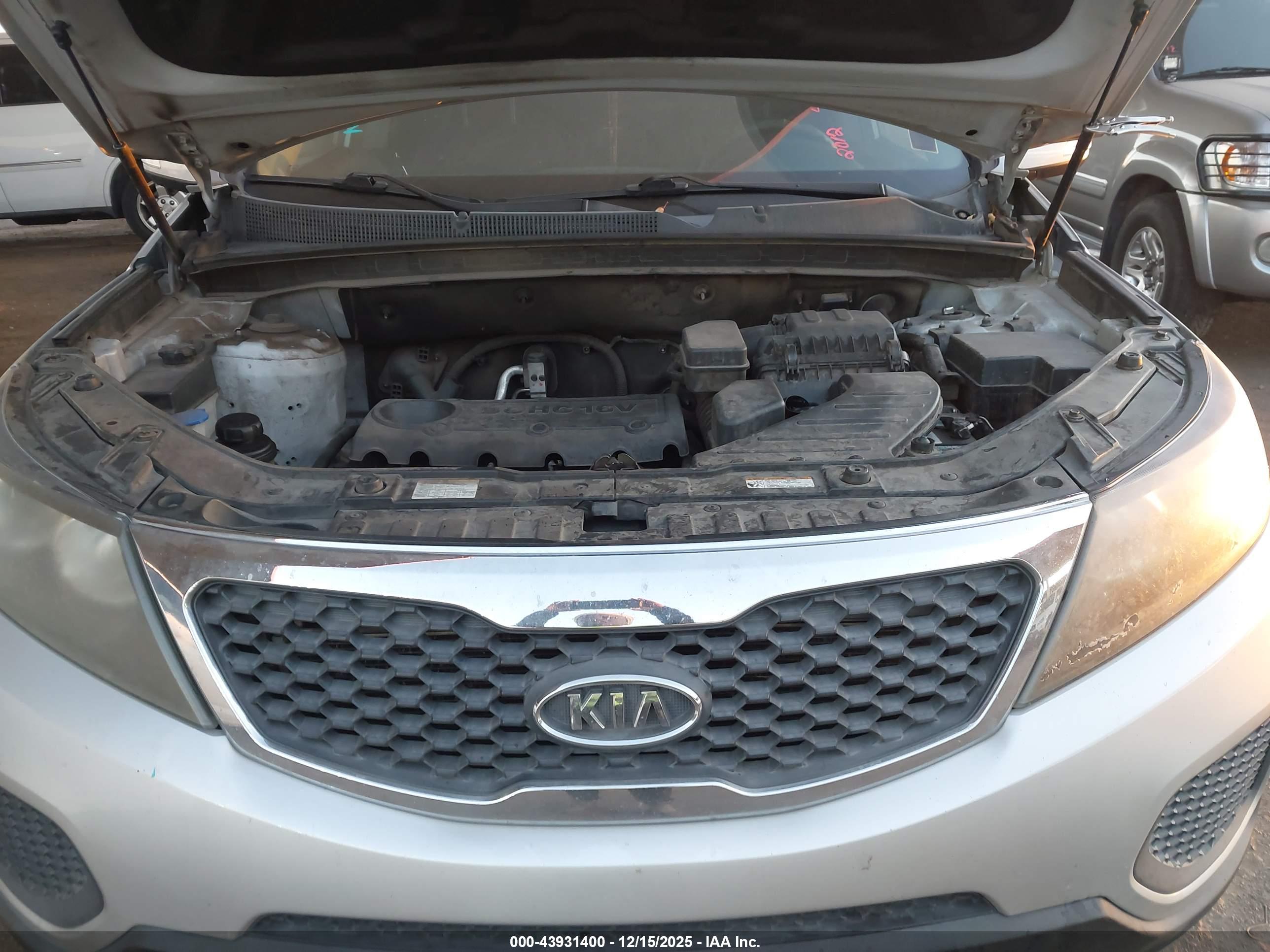 KIA SORENTO image 10