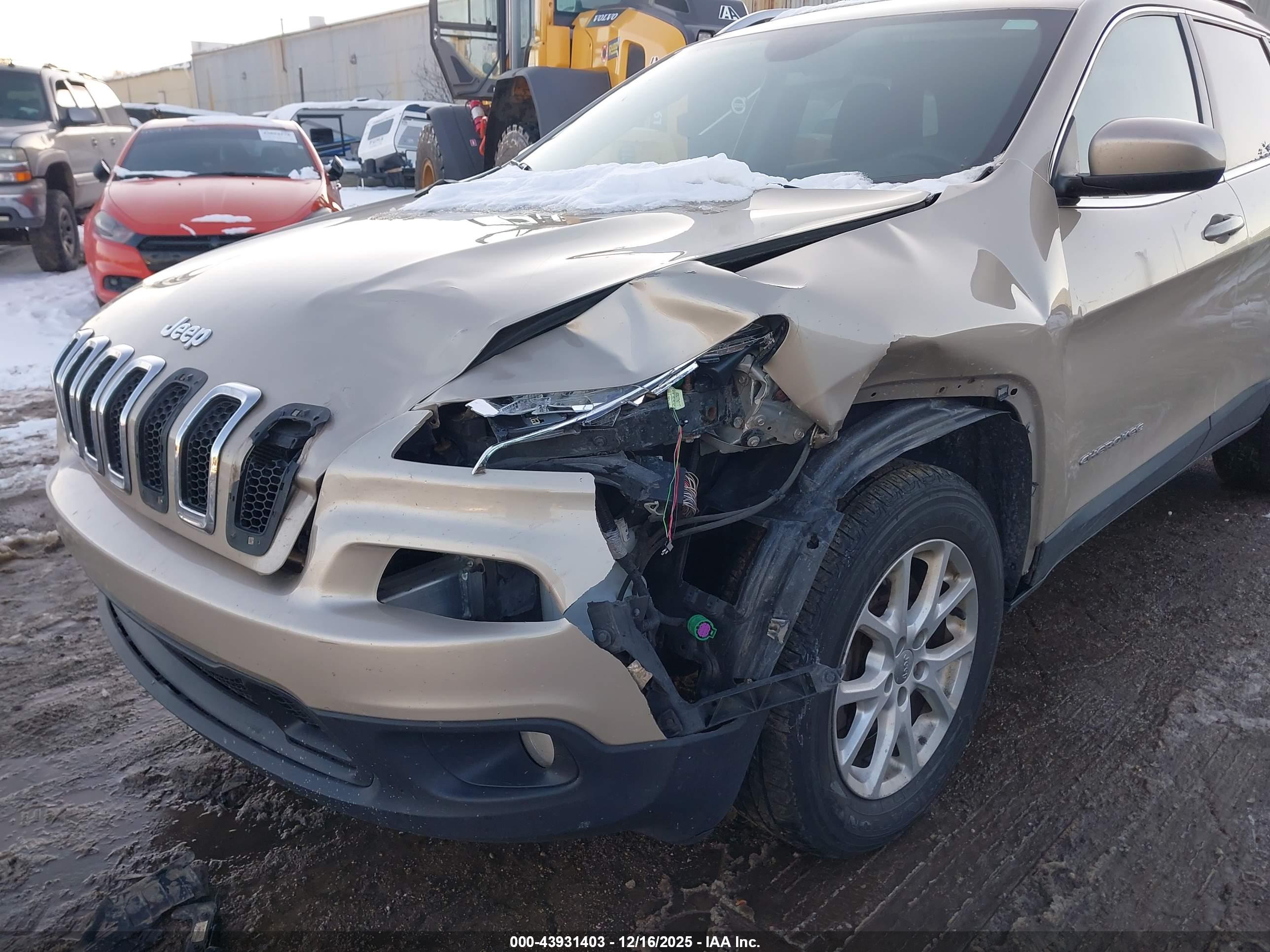 JEEP CHEROKEE image 6