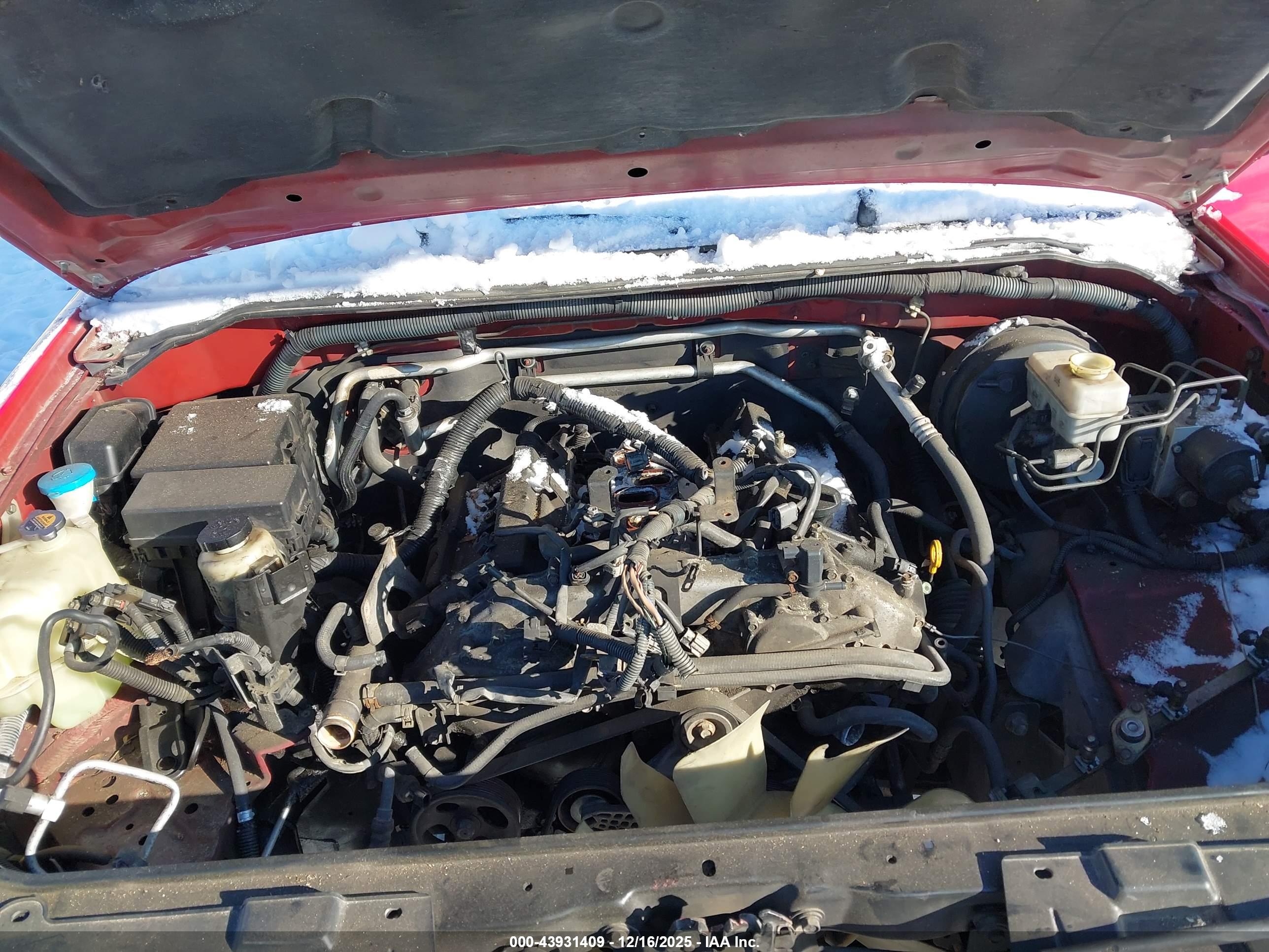NISSAN FRONTIER image 10