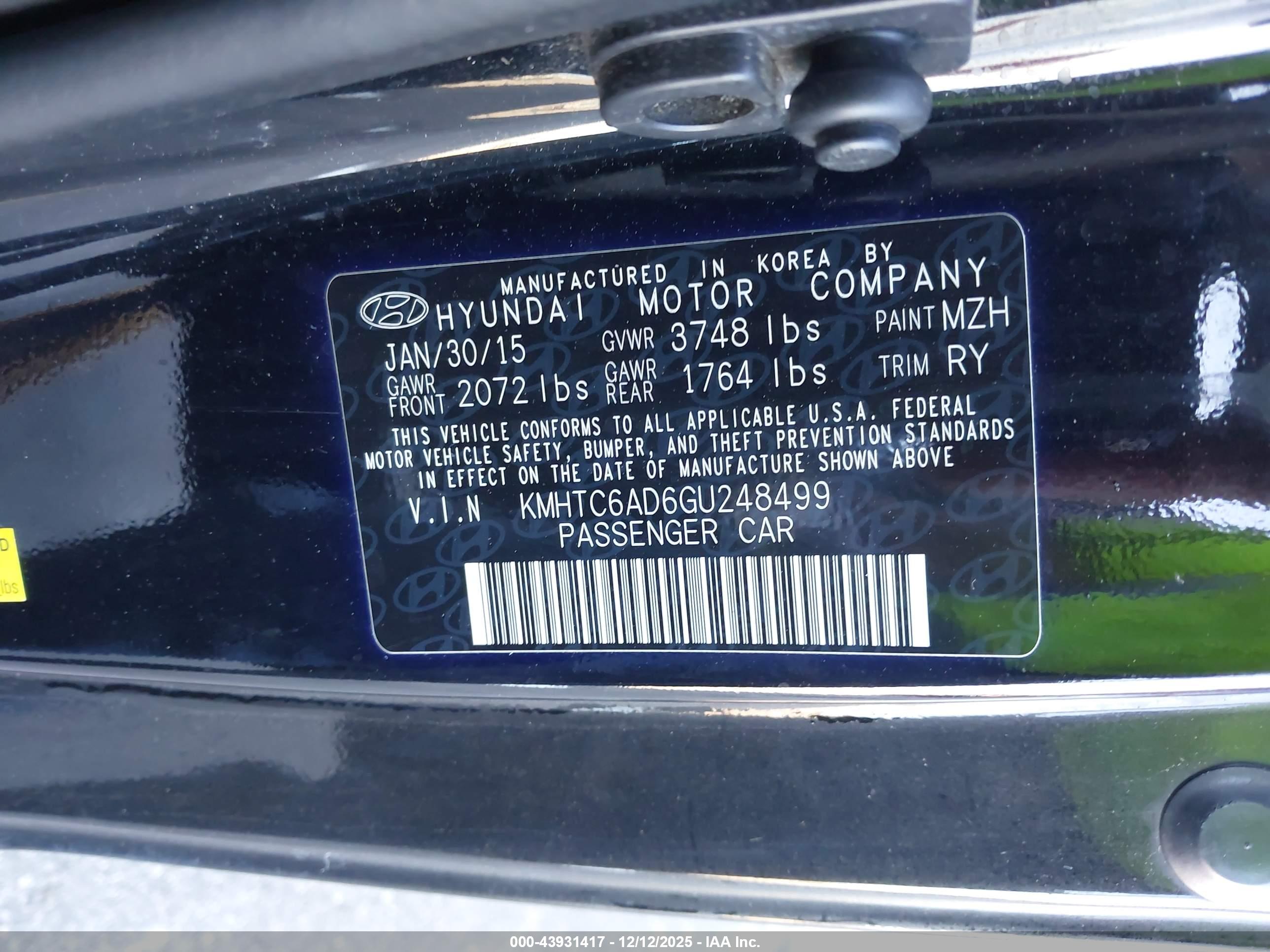 HYUNDAI VELOSTER image 9