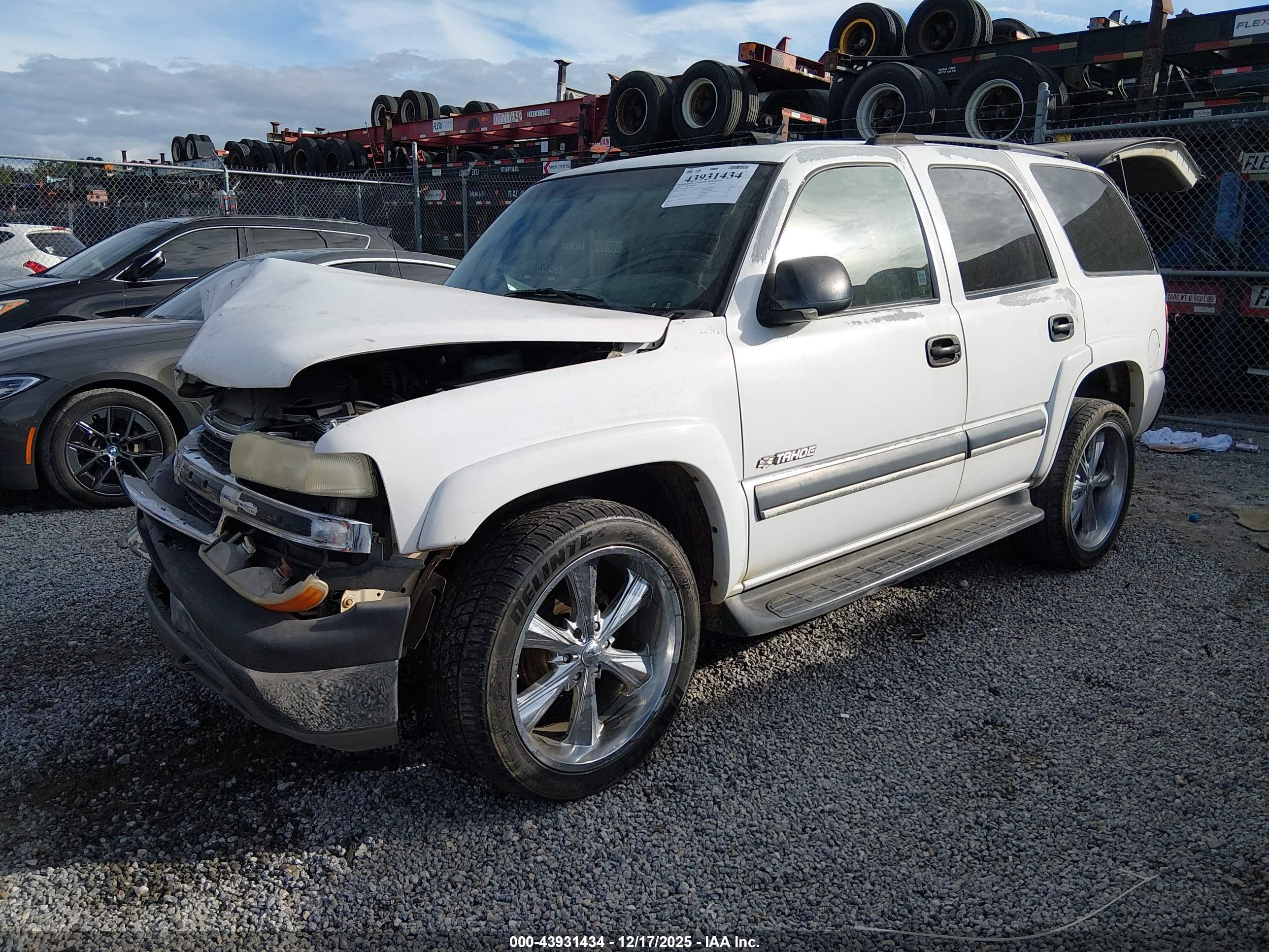 CHEVROLET TAHOE image 2