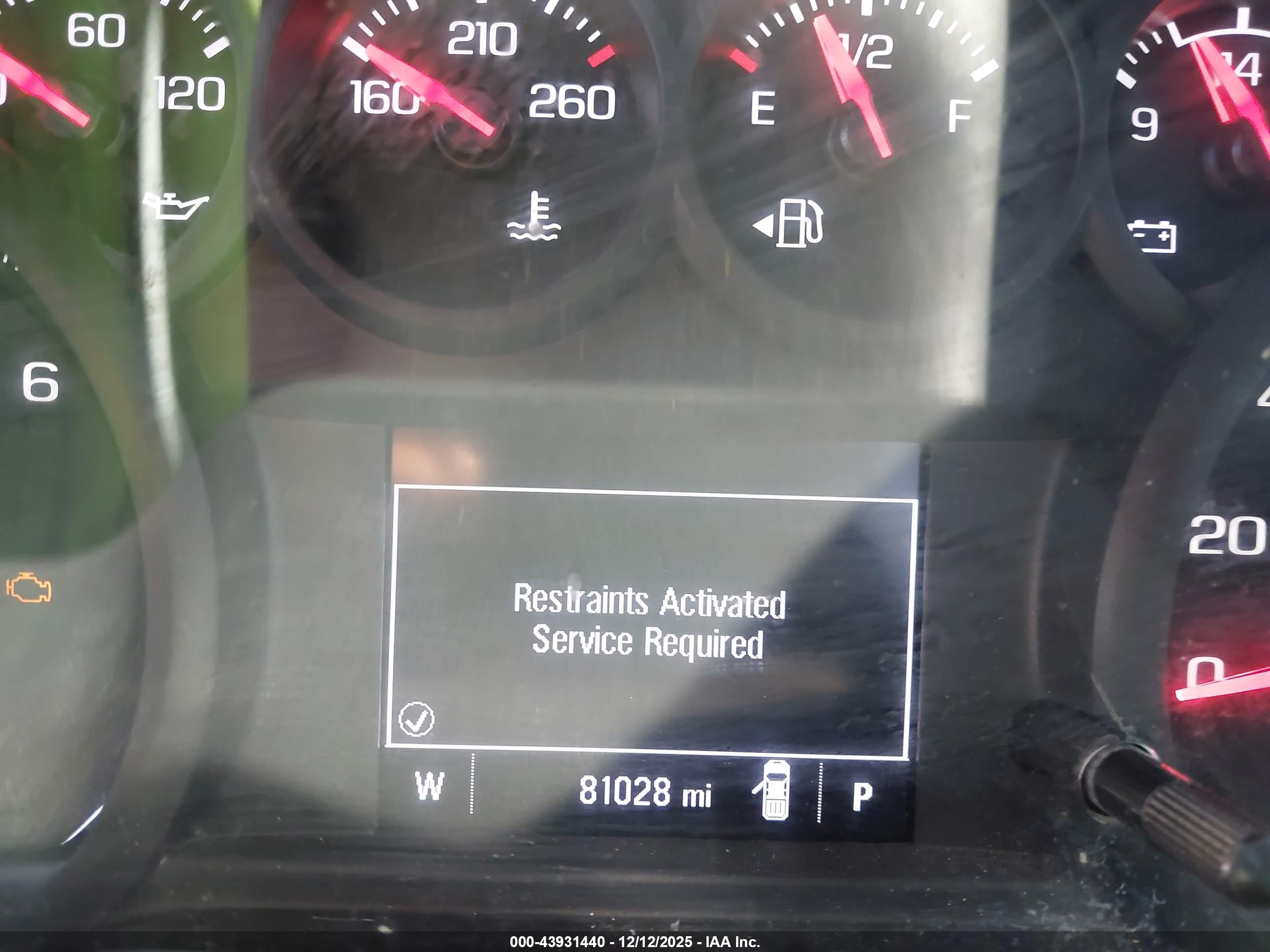 CHEVROLET SILVERADO image 7