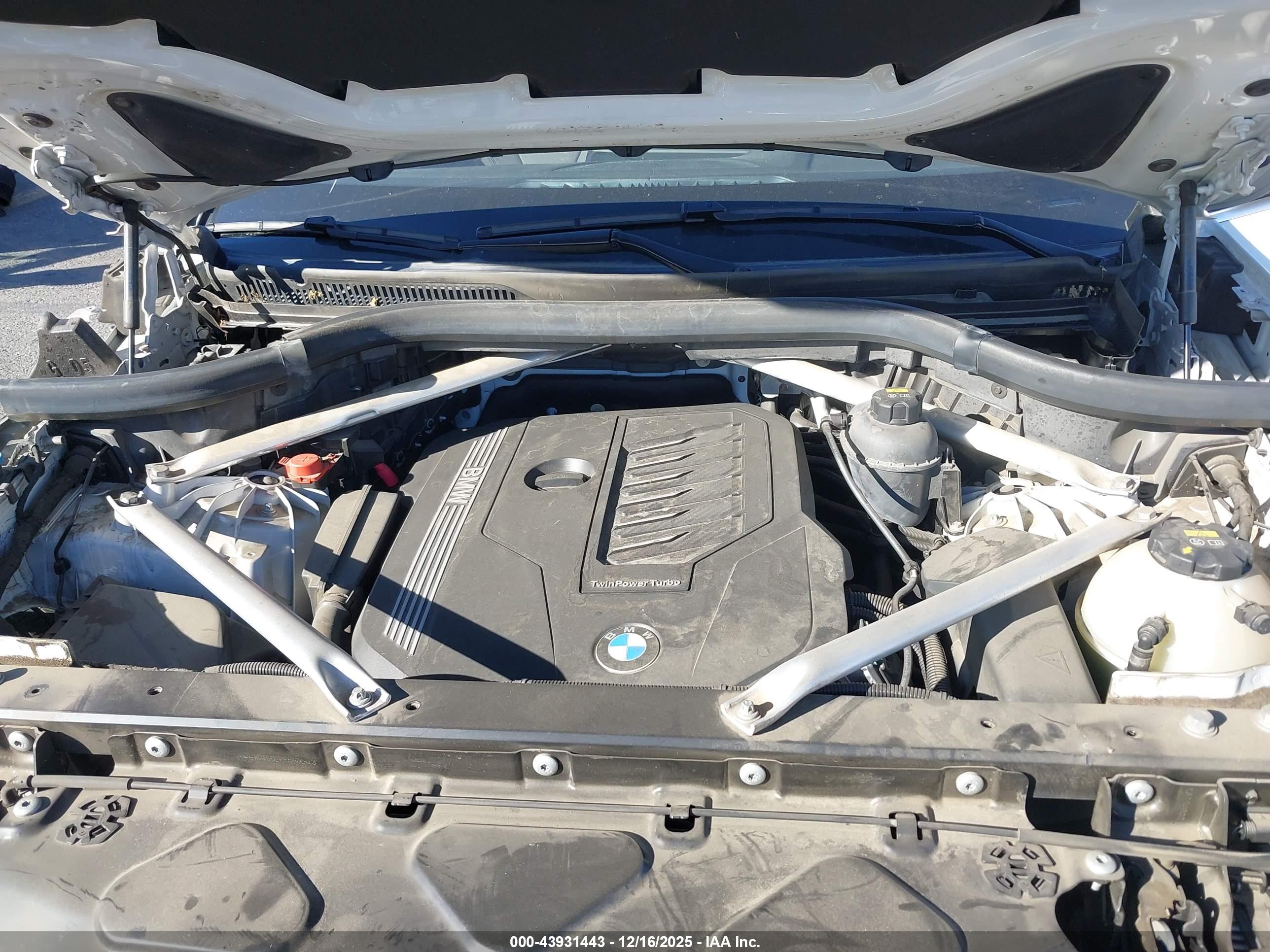 BMW X5 image 10