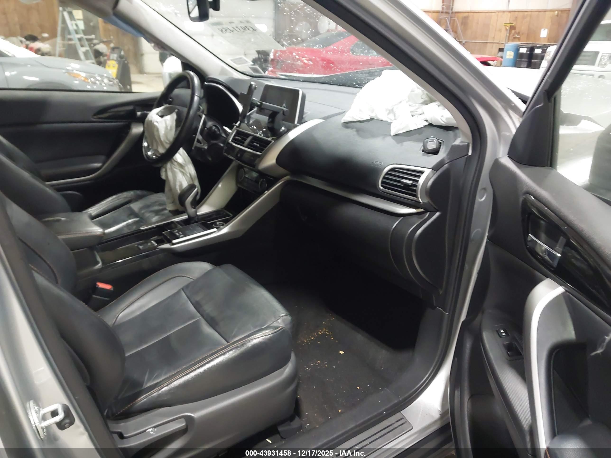 MITSUBISHI ECLIPSE image 5