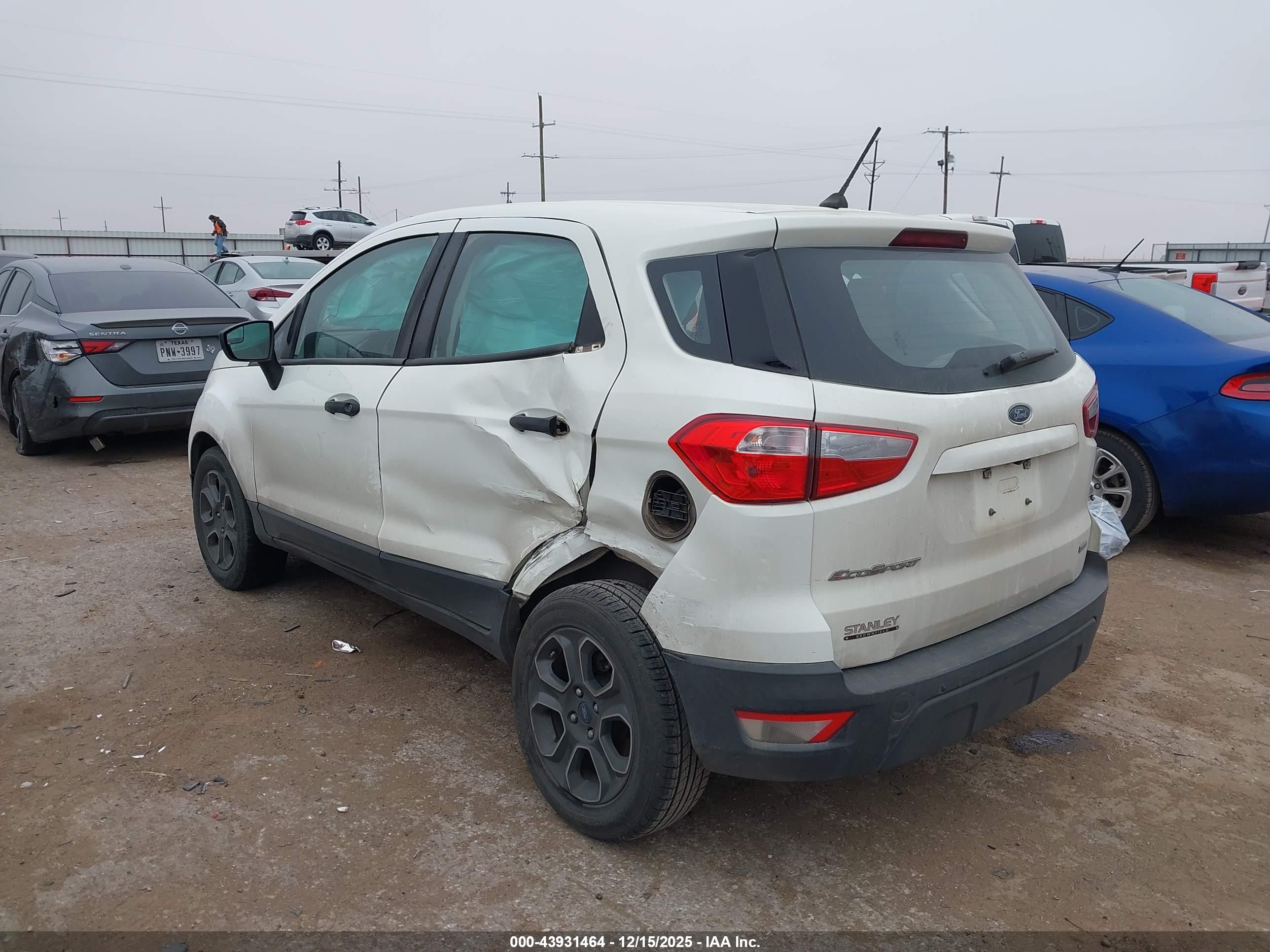 FORD ECOSPORT image 3
