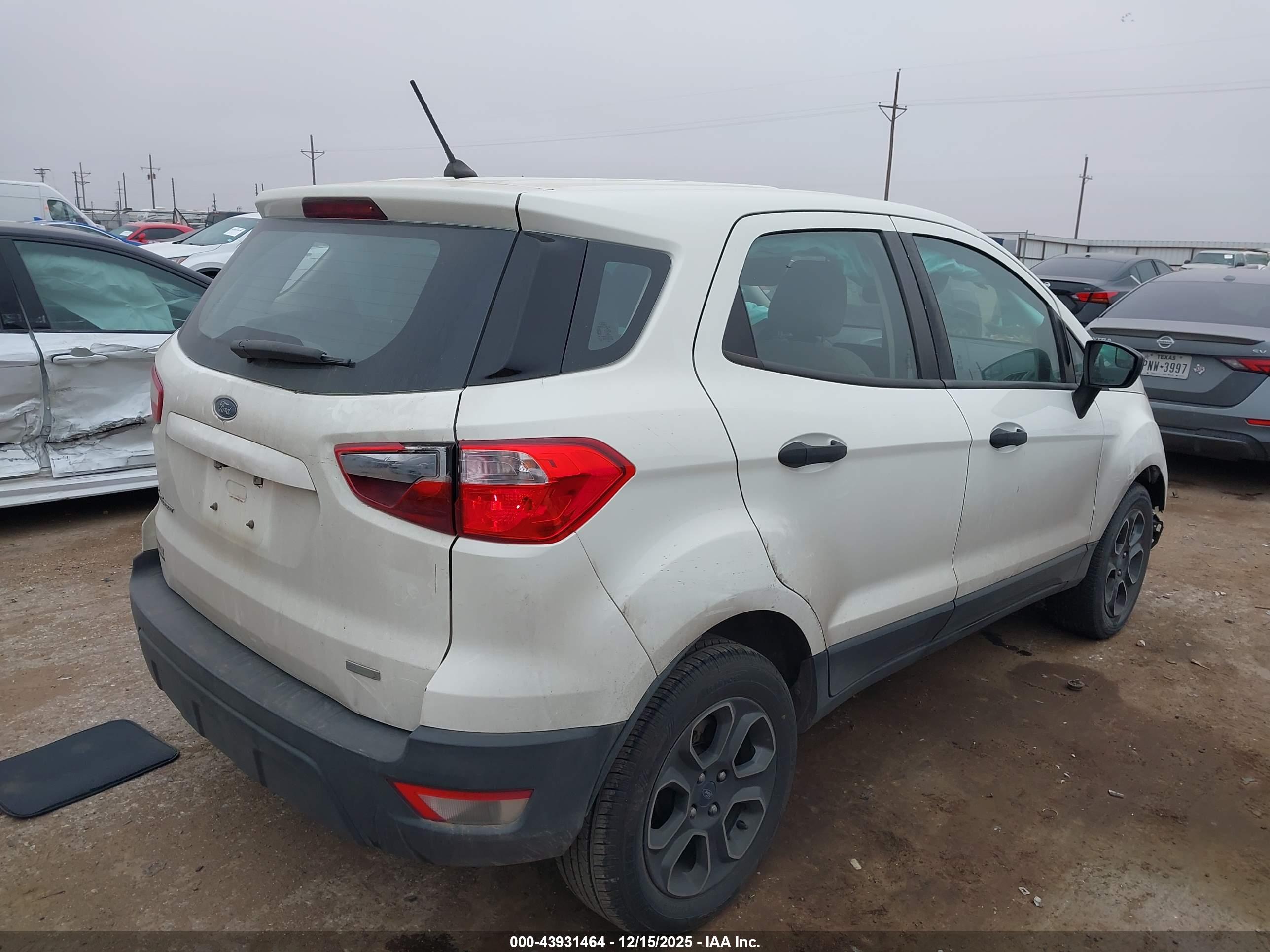 FORD ECOSPORT image 4