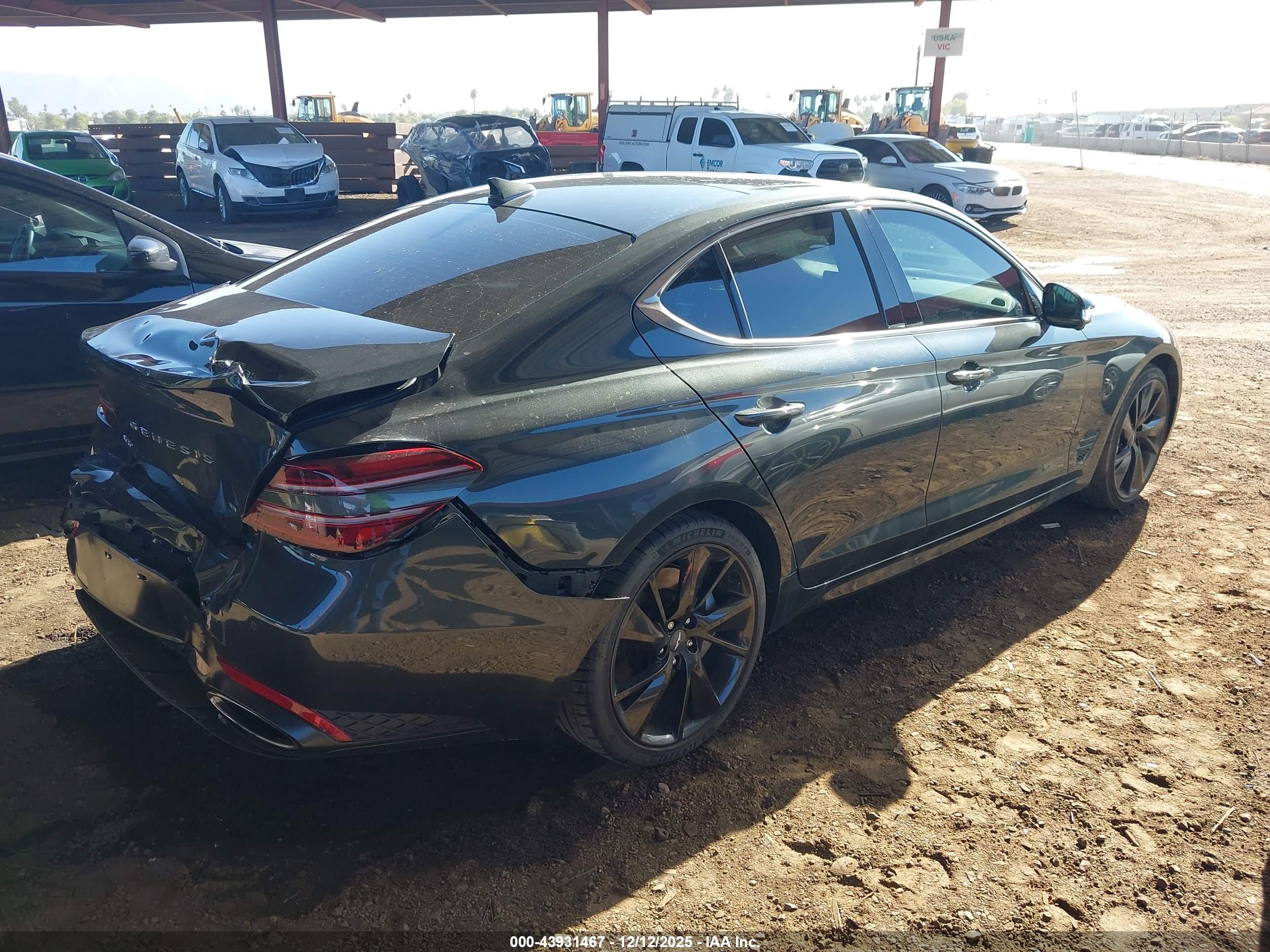 GENESIS G70 image 4