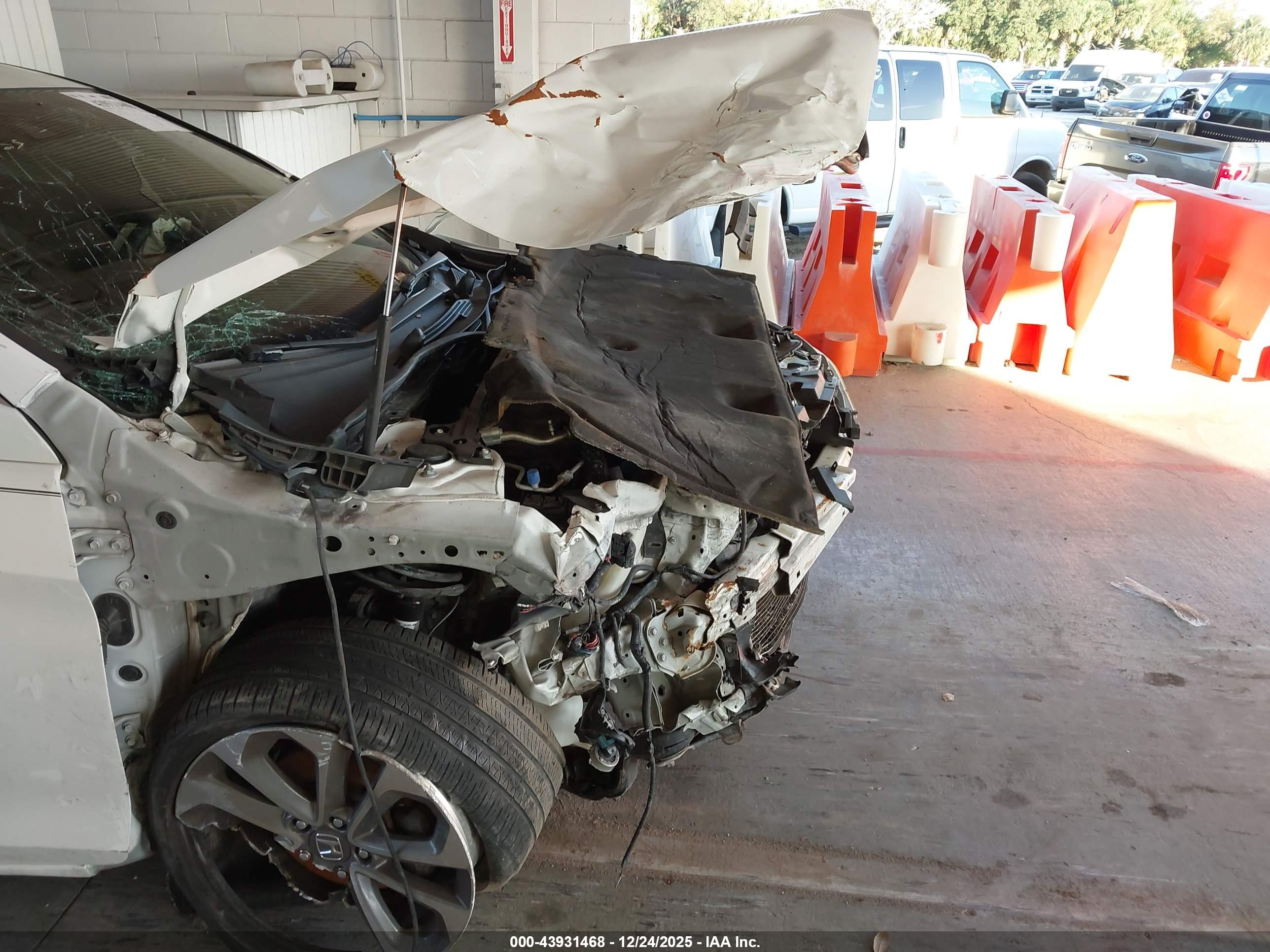 HONDA ACCORD image 6