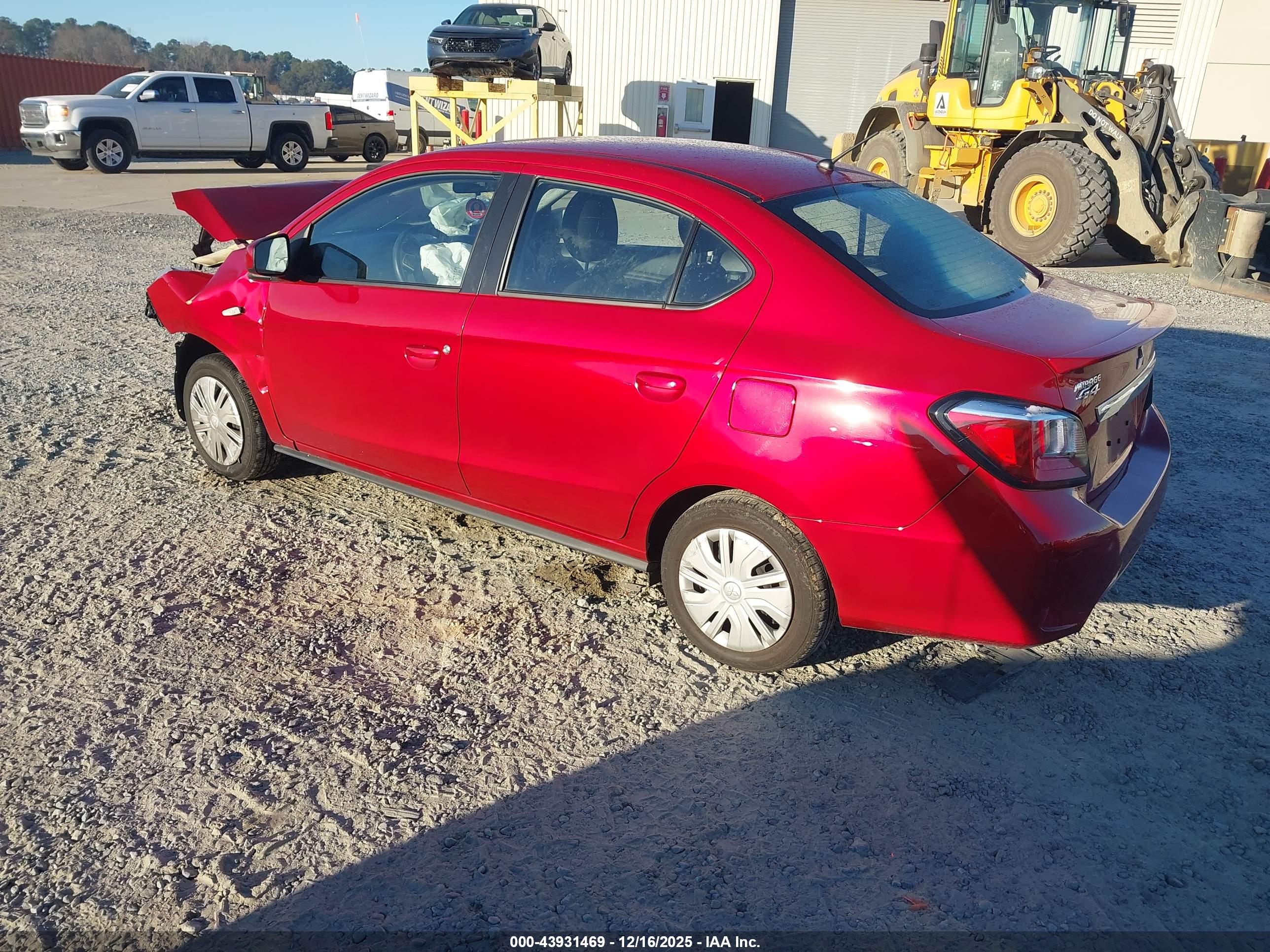 MITSUBISHI MIRAGE image 3