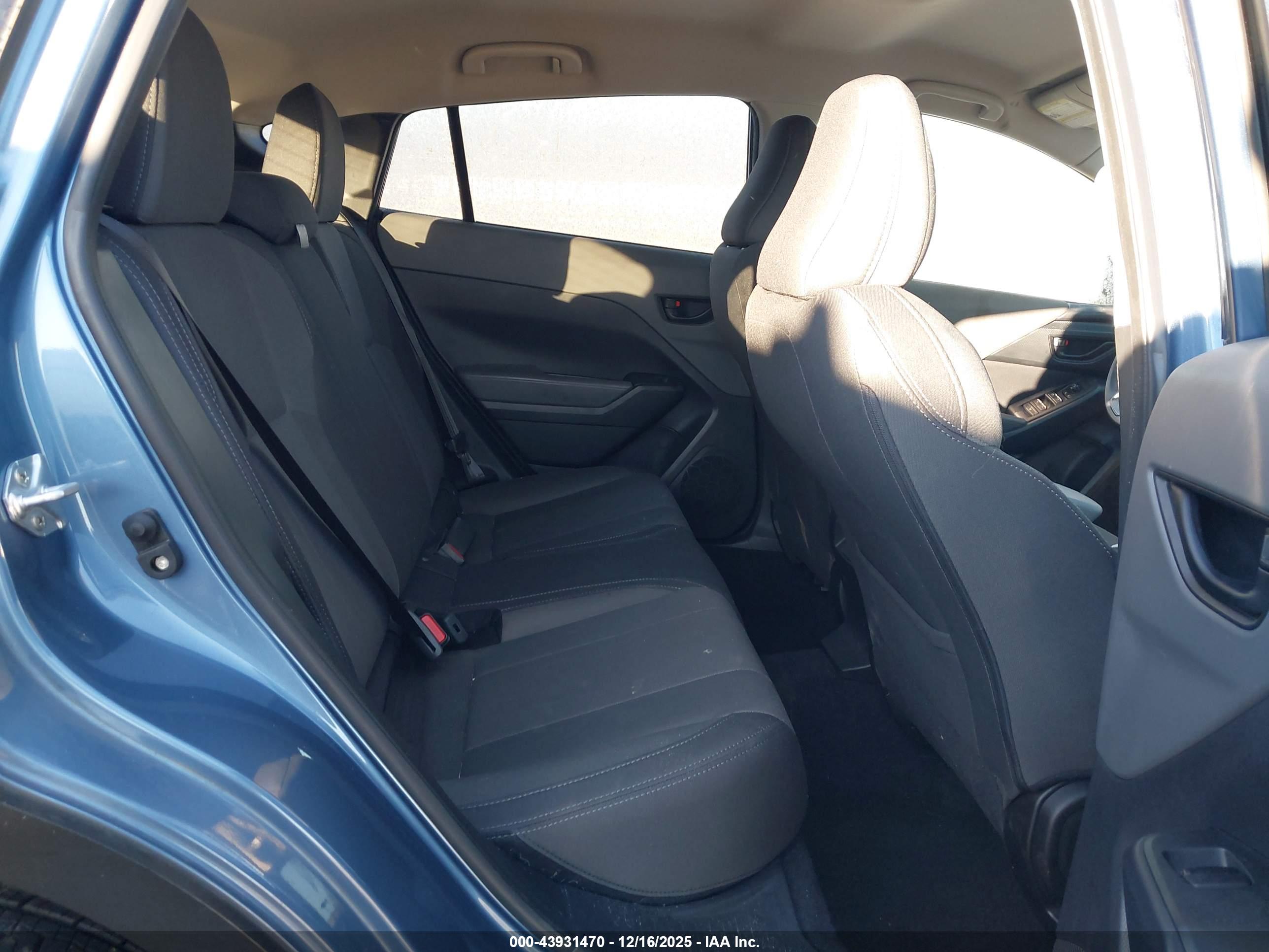 SUBARU CROSSTREK image 8