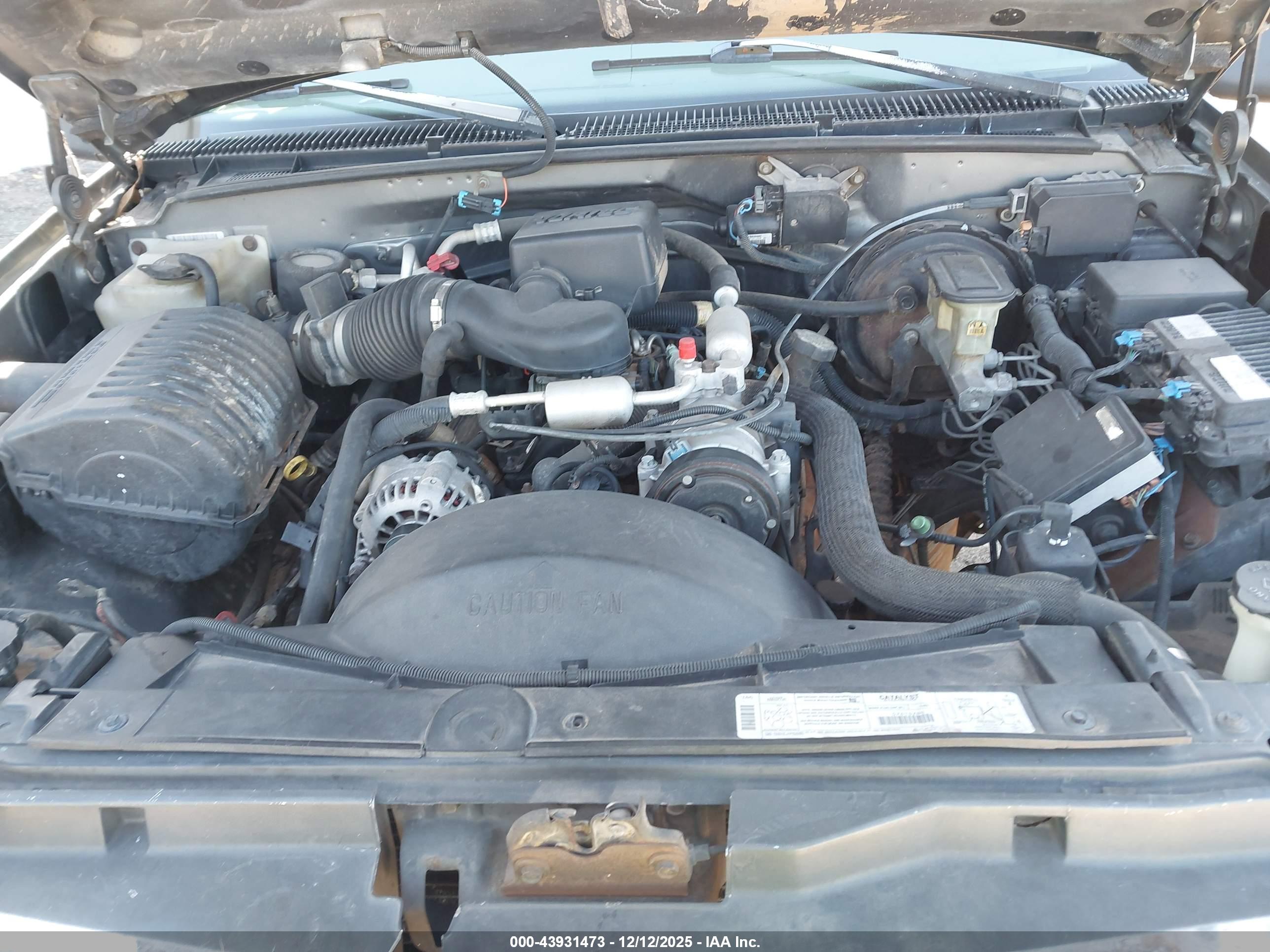 CHEVROLET TAHOE image 10