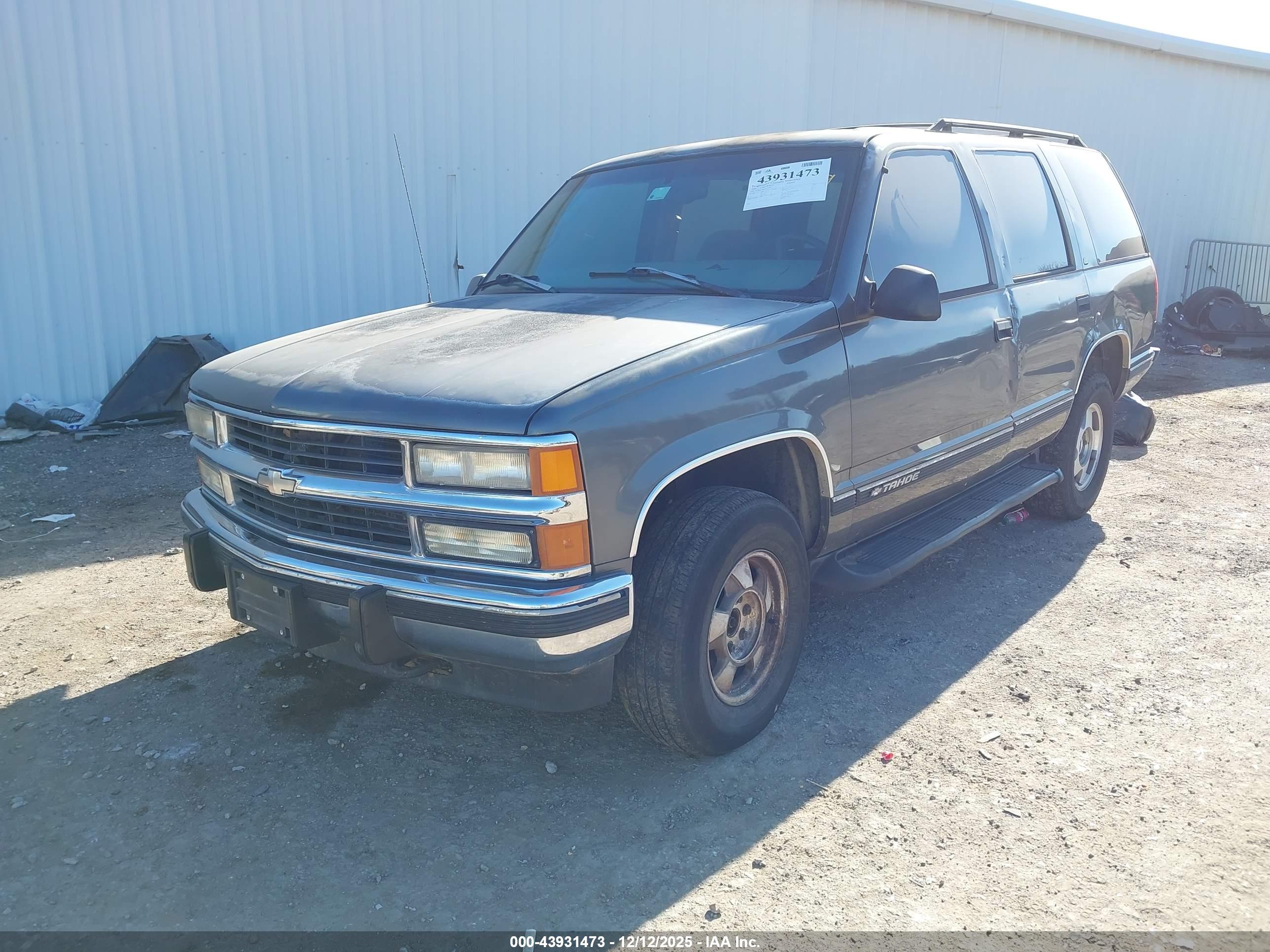 CHEVROLET TAHOE image 2
