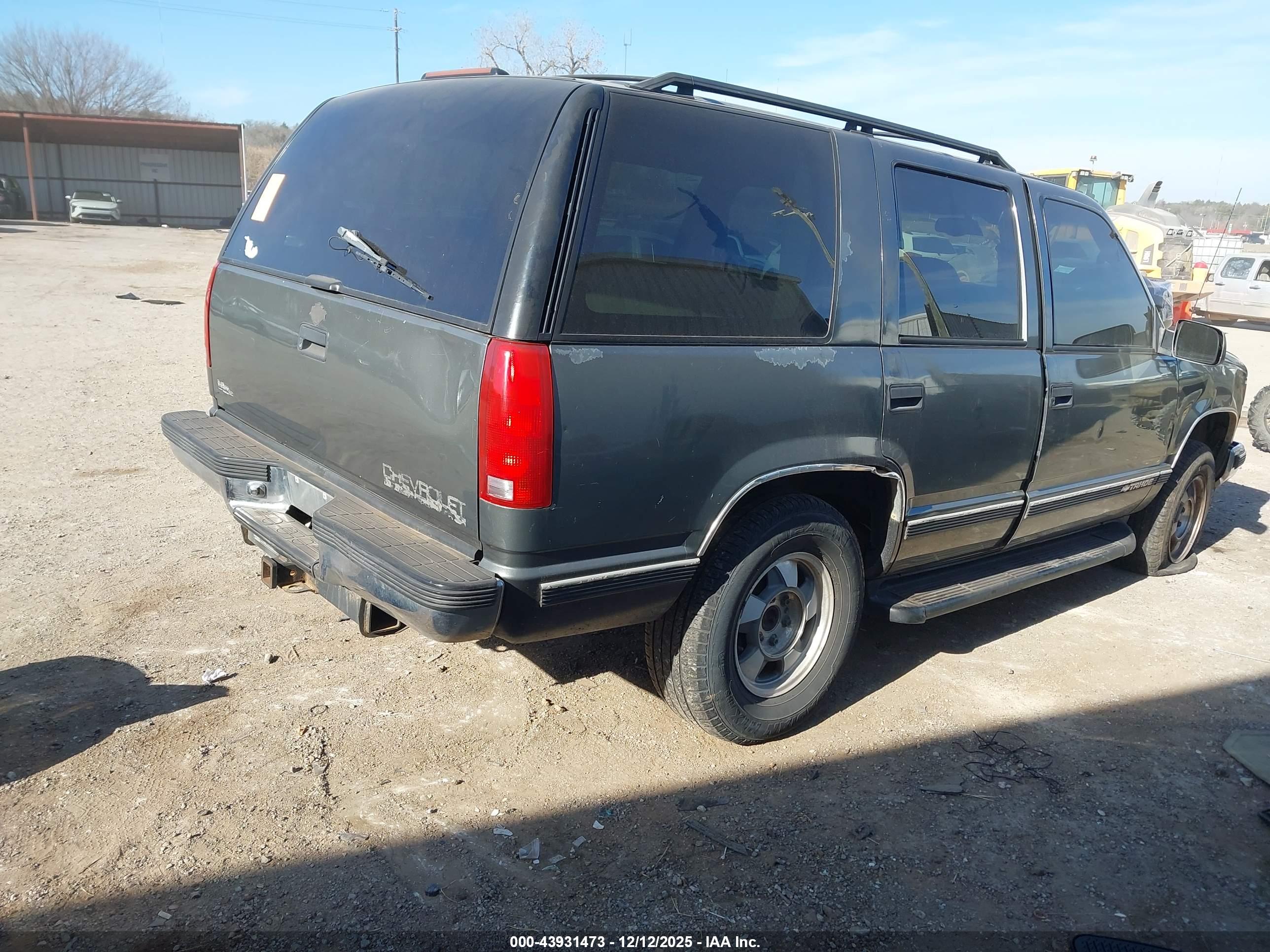 CHEVROLET TAHOE image 4