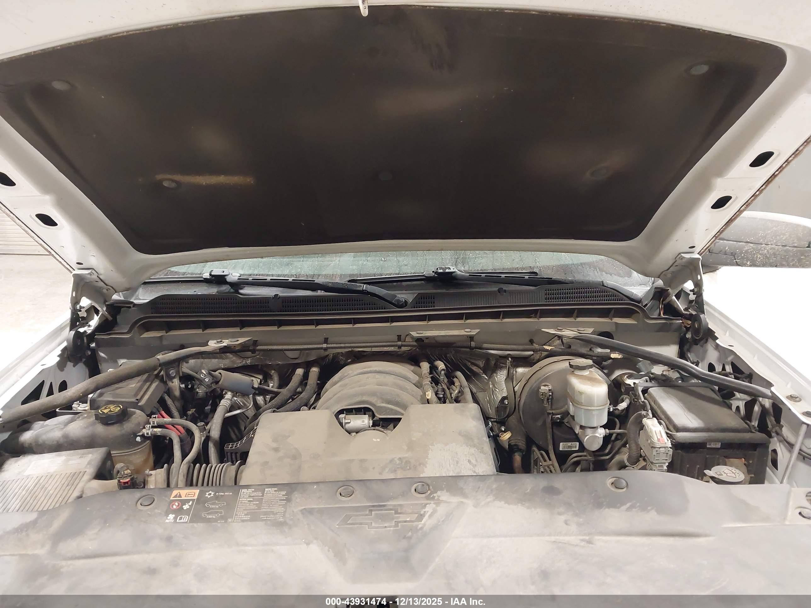 CHEVROLET SILVERADO image 10