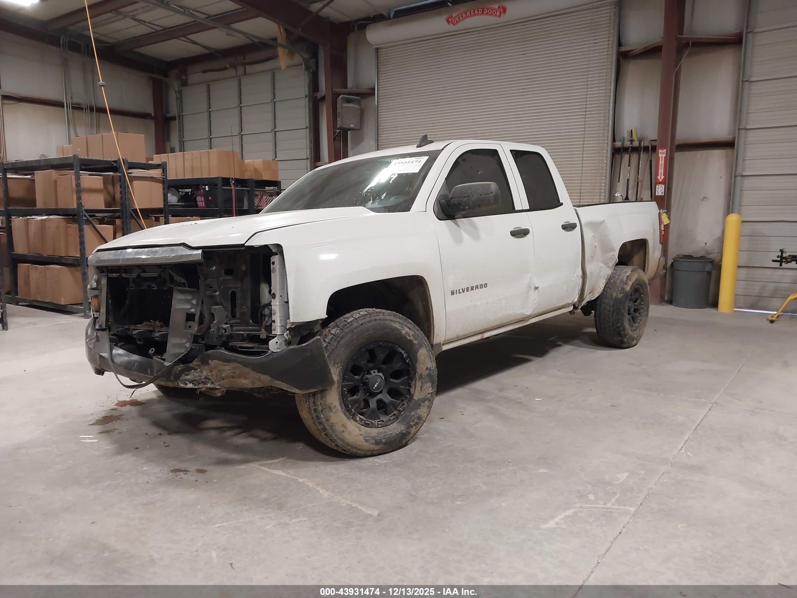 CHEVROLET SILVERADO image 2