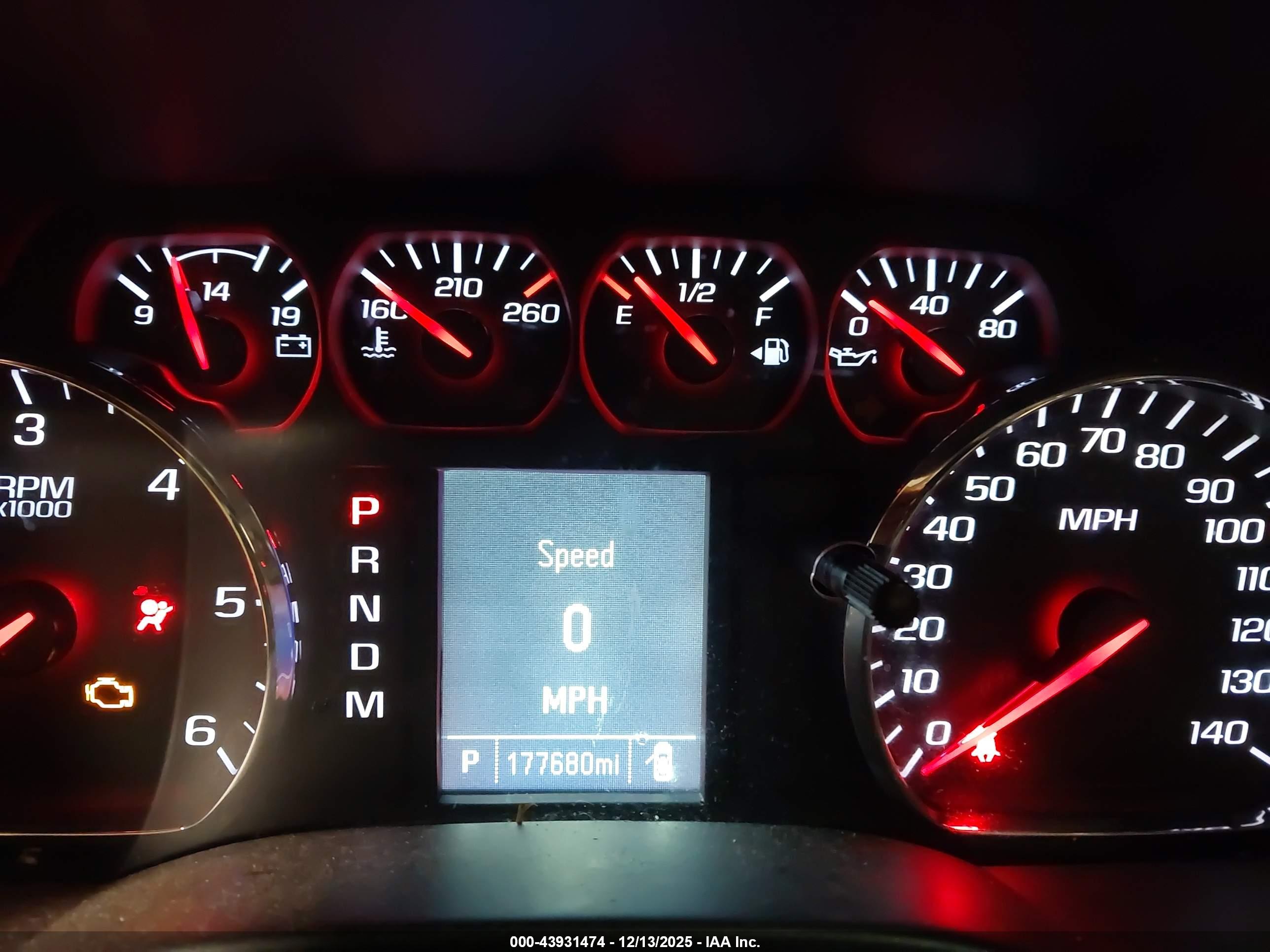 CHEVROLET SILVERADO image 7