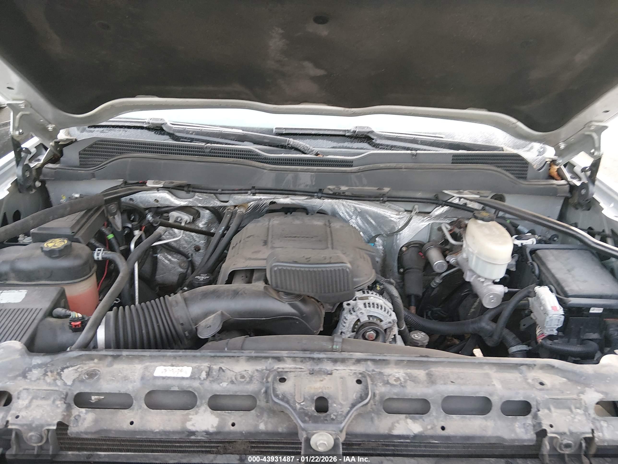 CHEVROLET SILVERADO image 10