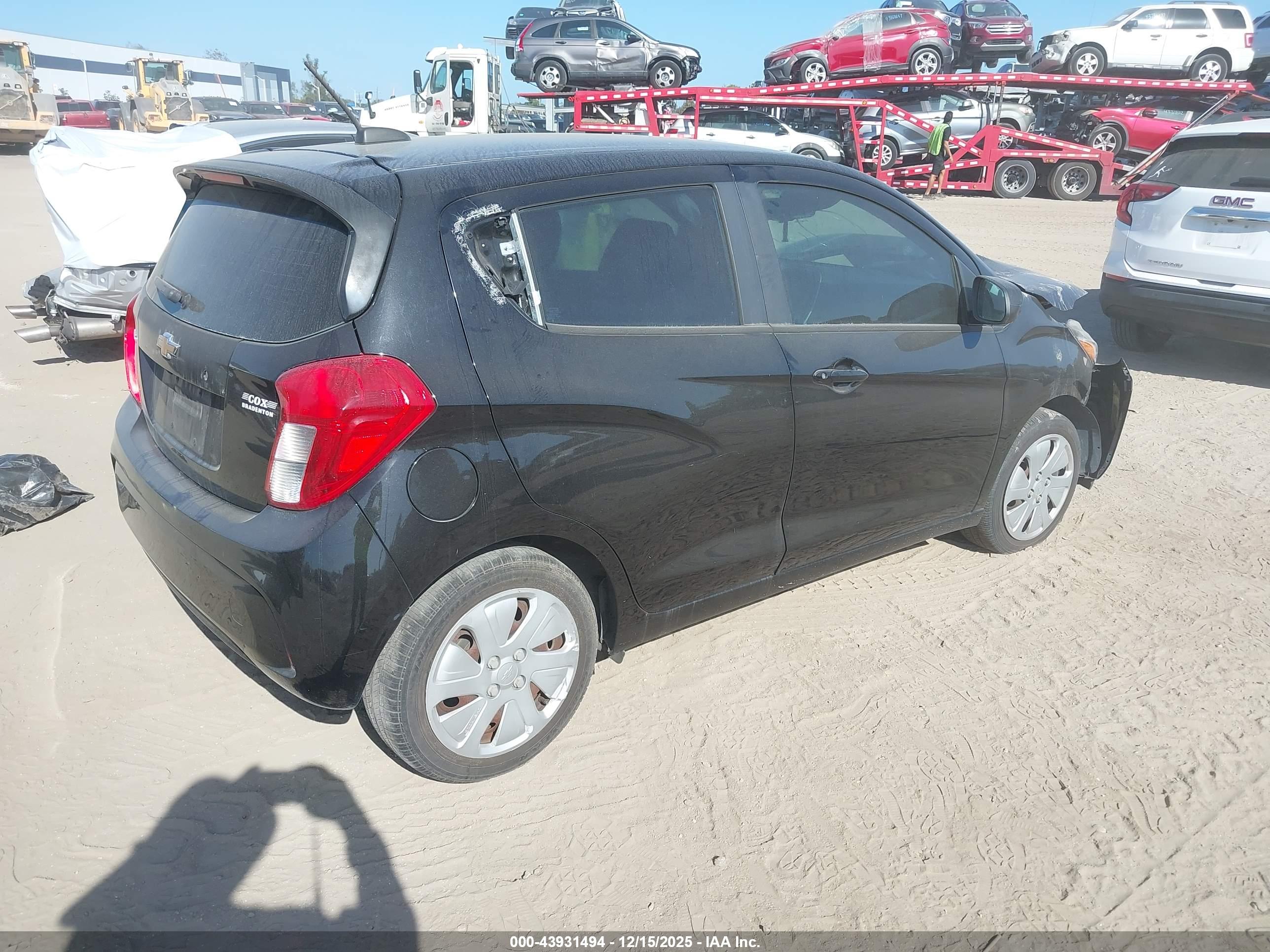 CHEVROLET SPARK image 4
