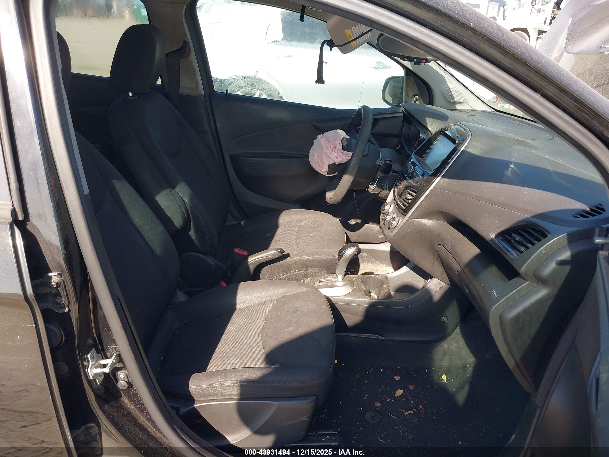 CHEVROLET SPARK image 5