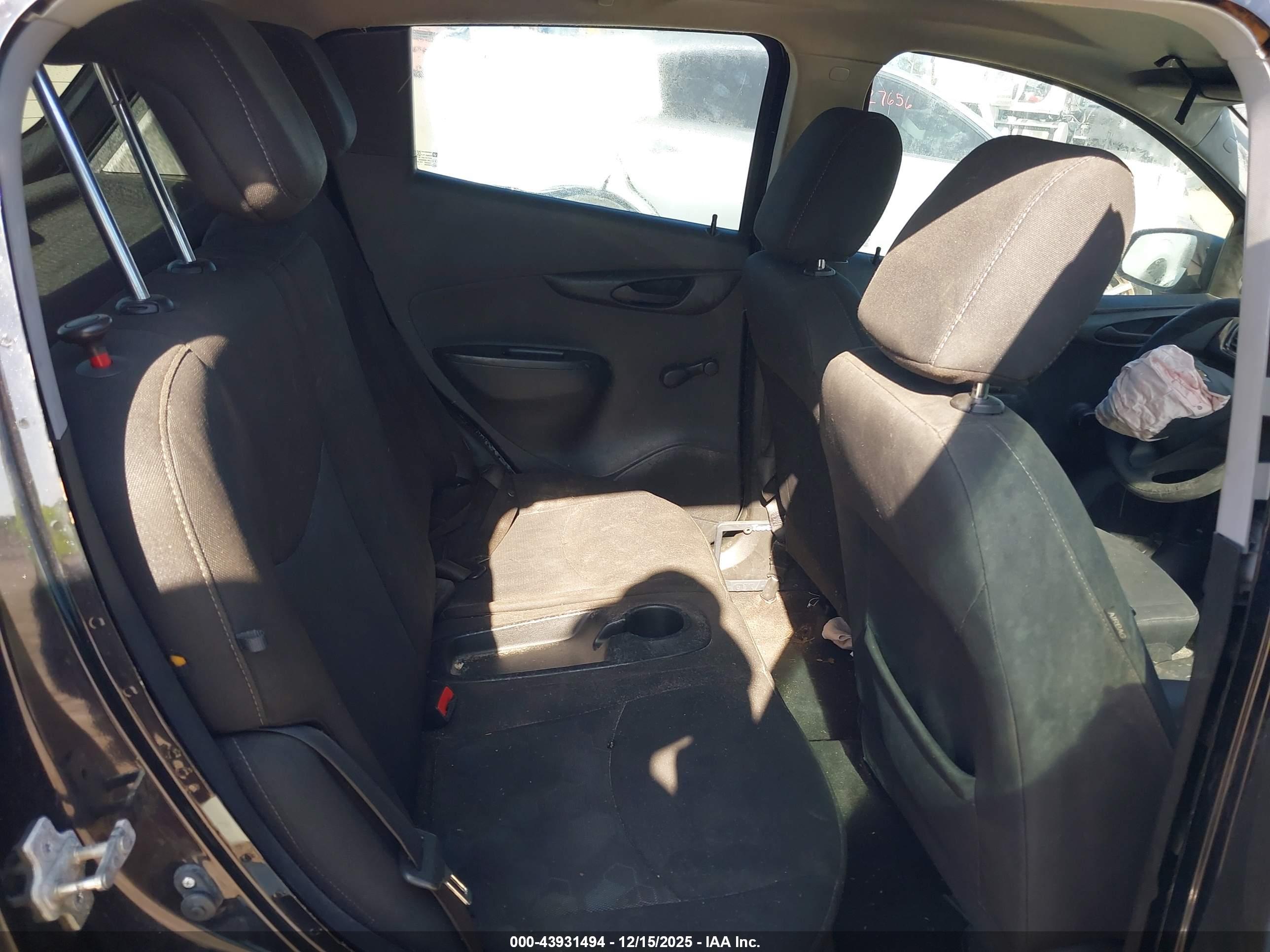 CHEVROLET SPARK image 8