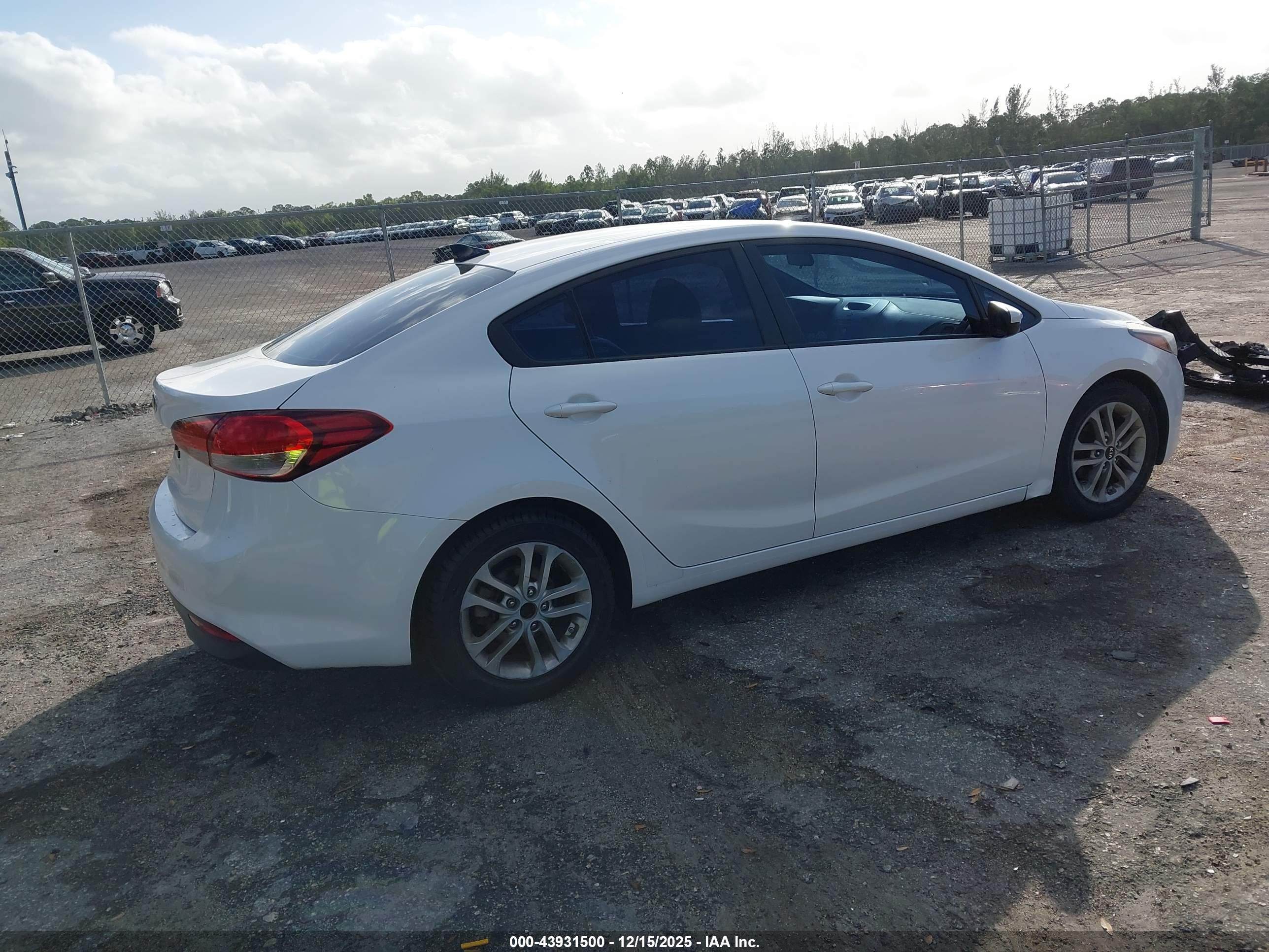 KIA FORTE image 4
