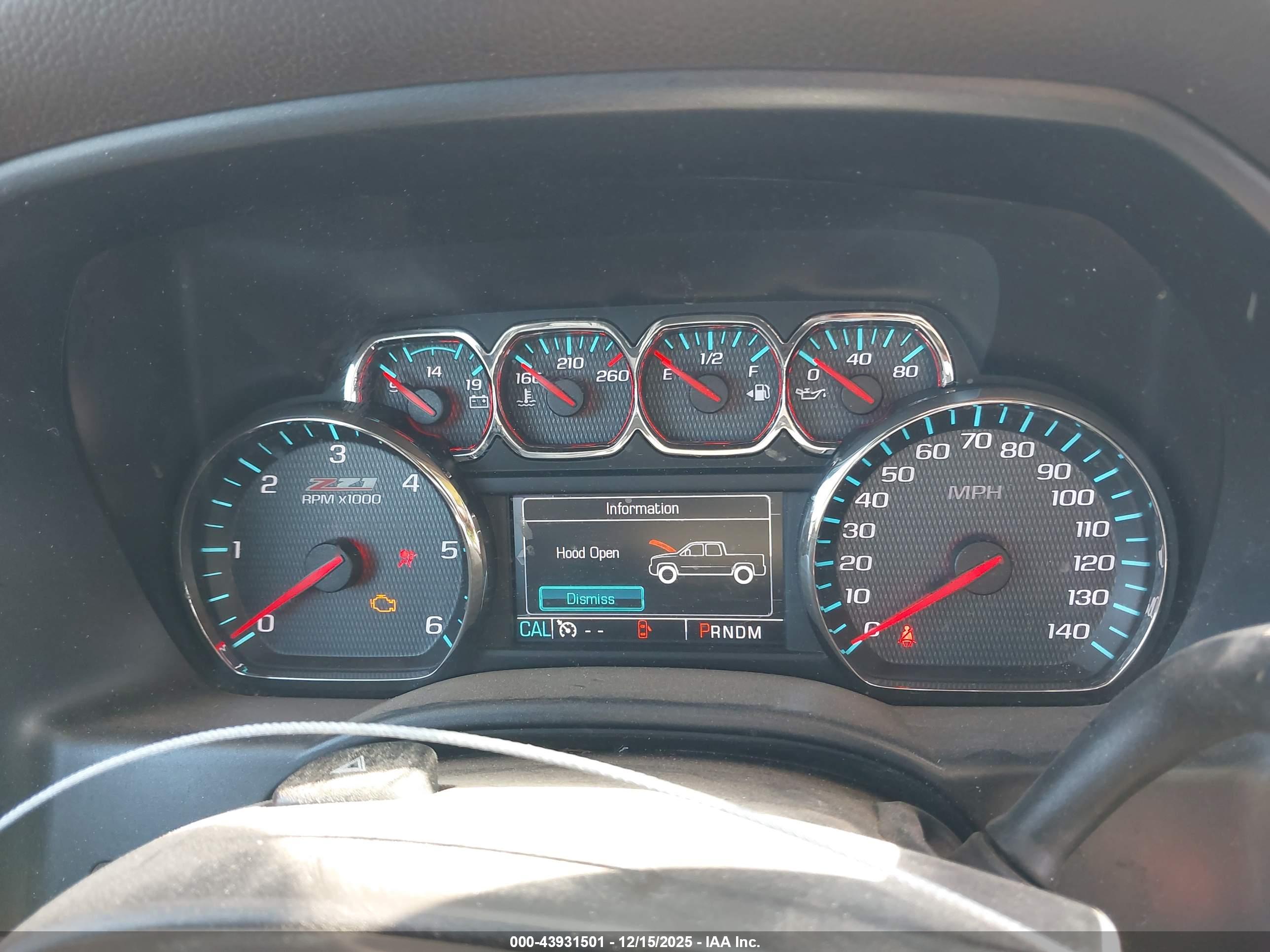 CHEVROLET SILVERADO image 7
