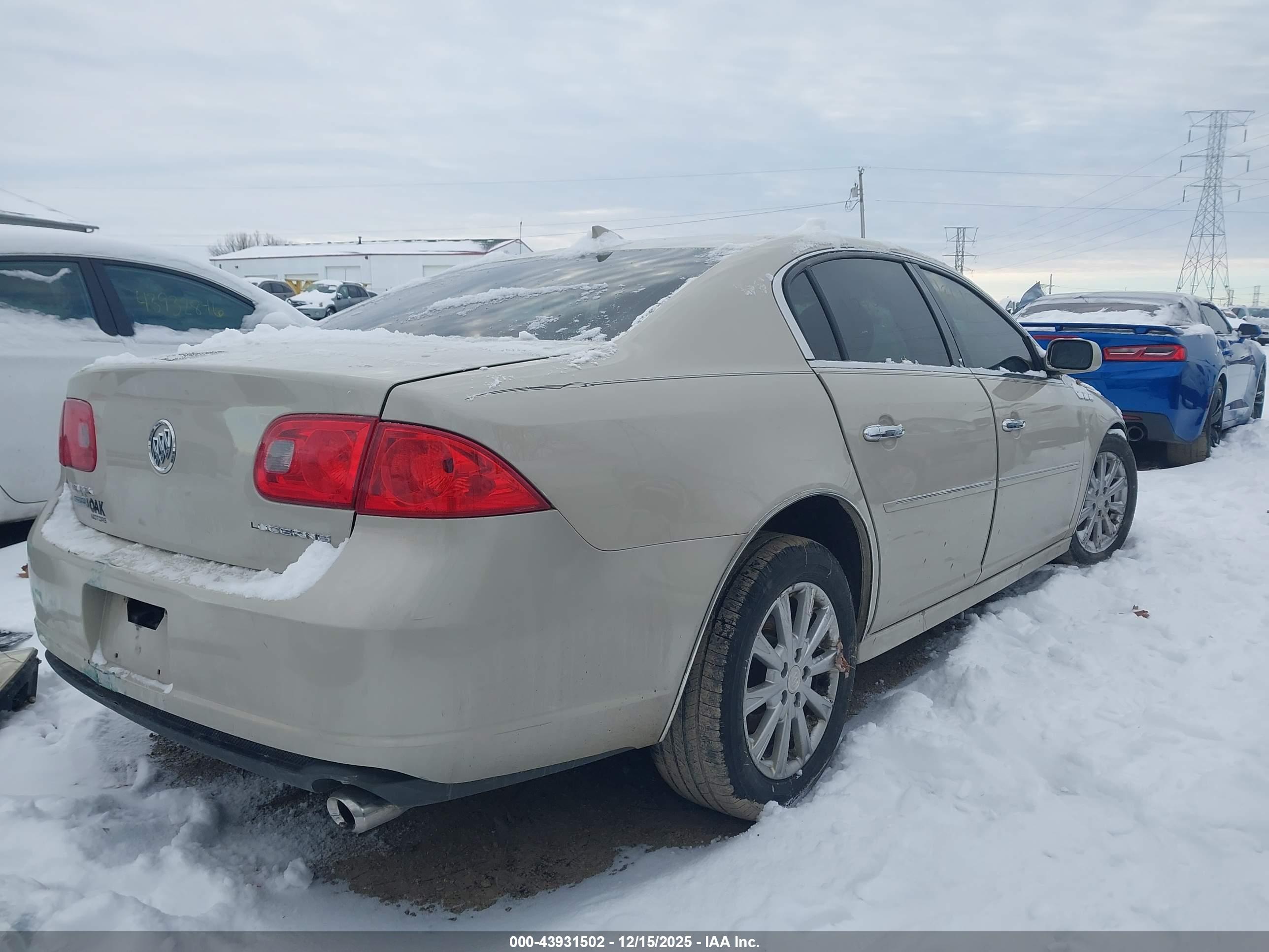 BUICK LUCERNE image 4