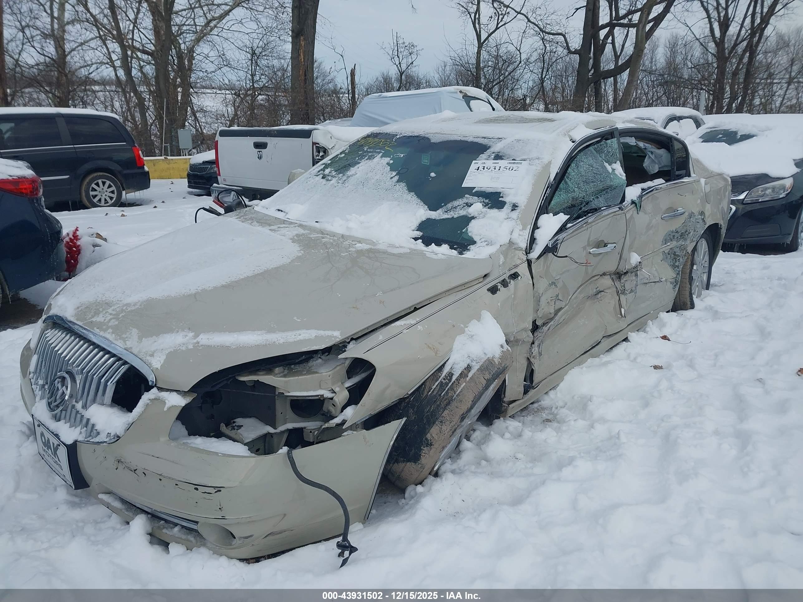 BUICK LUCERNE image 6