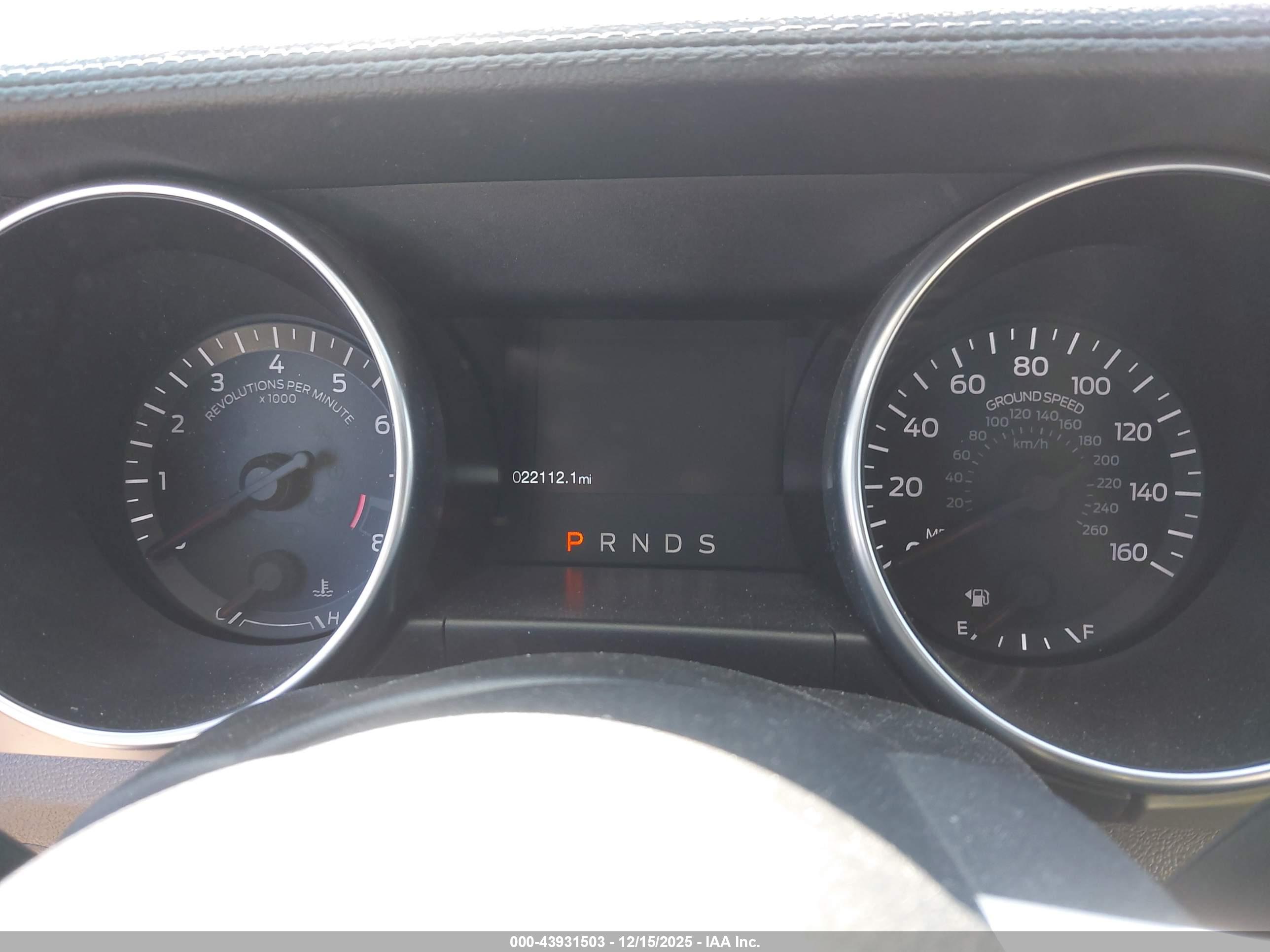 FORD MUSTANG image 7