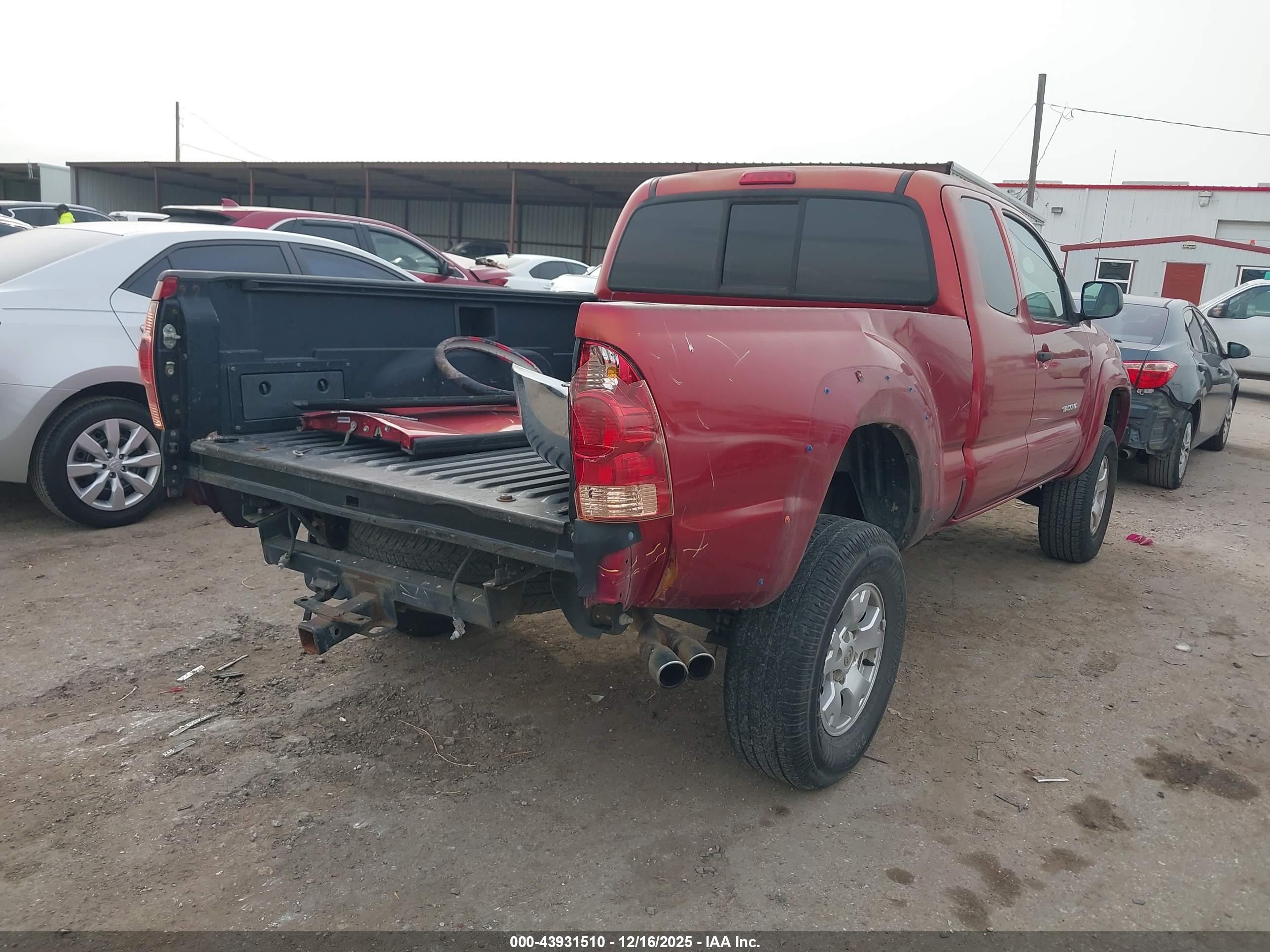 TOYOTA TACOMA image 4