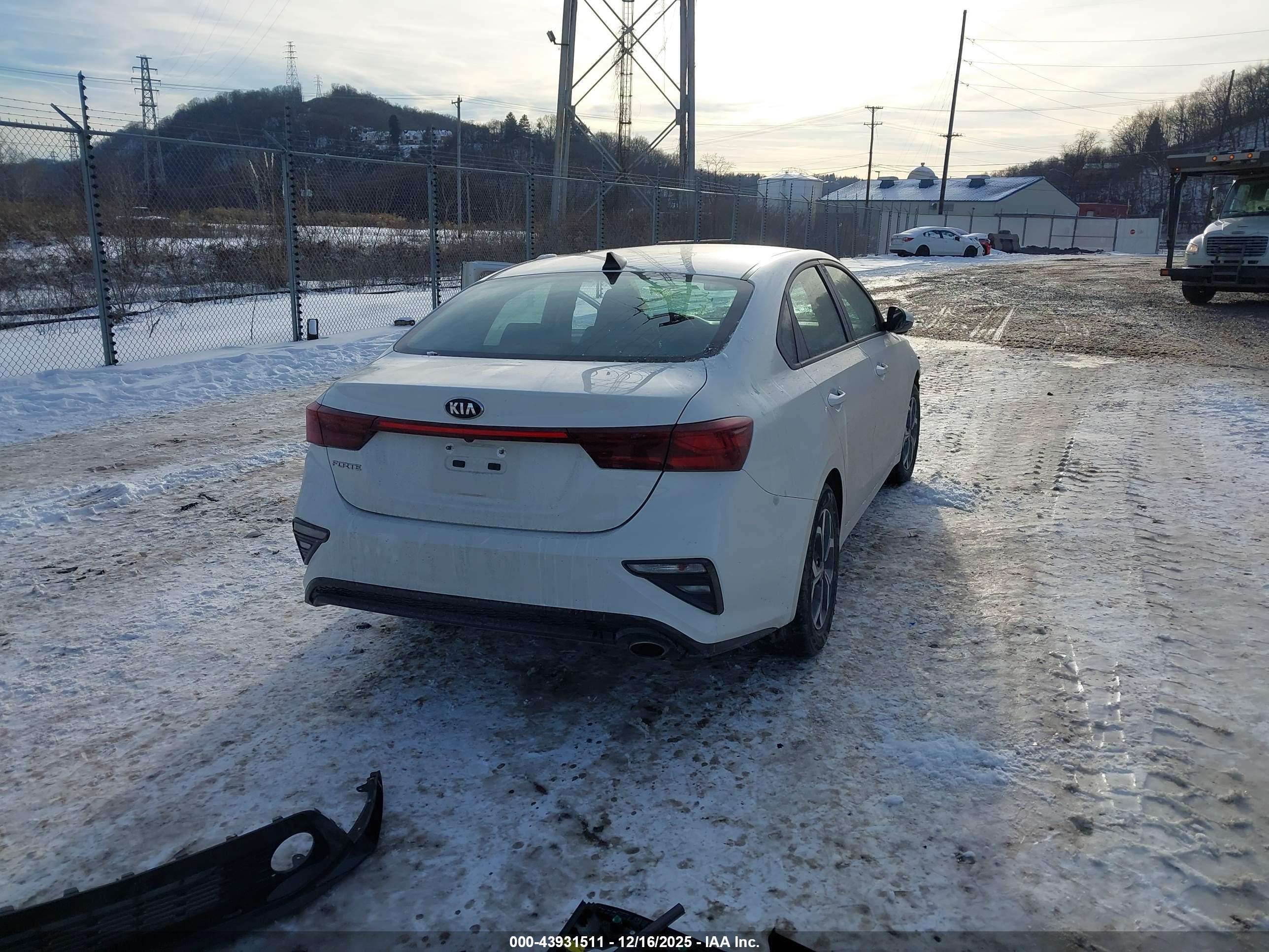 KIA FORTE image 4