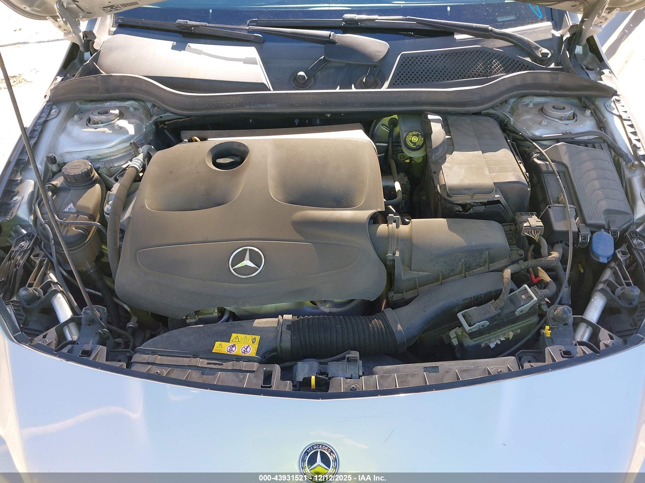 MERCEDES-BENZ CLA image 10
