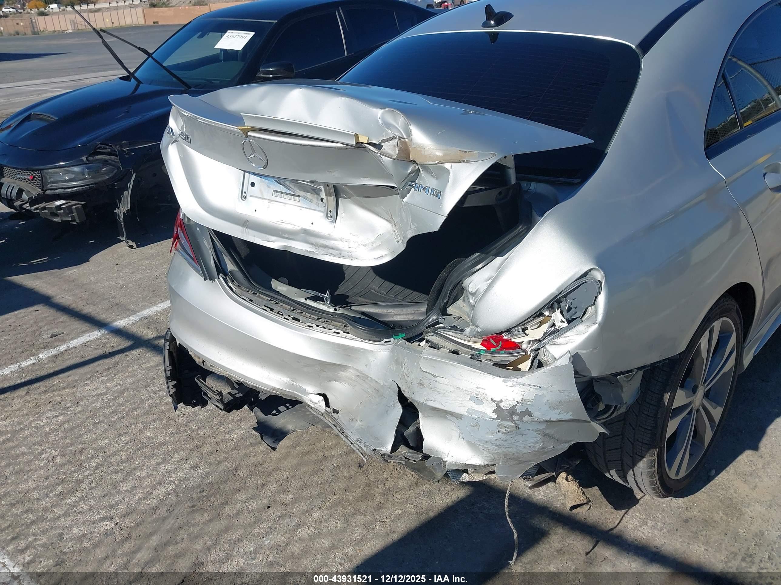 MERCEDES-BENZ CLA image 6