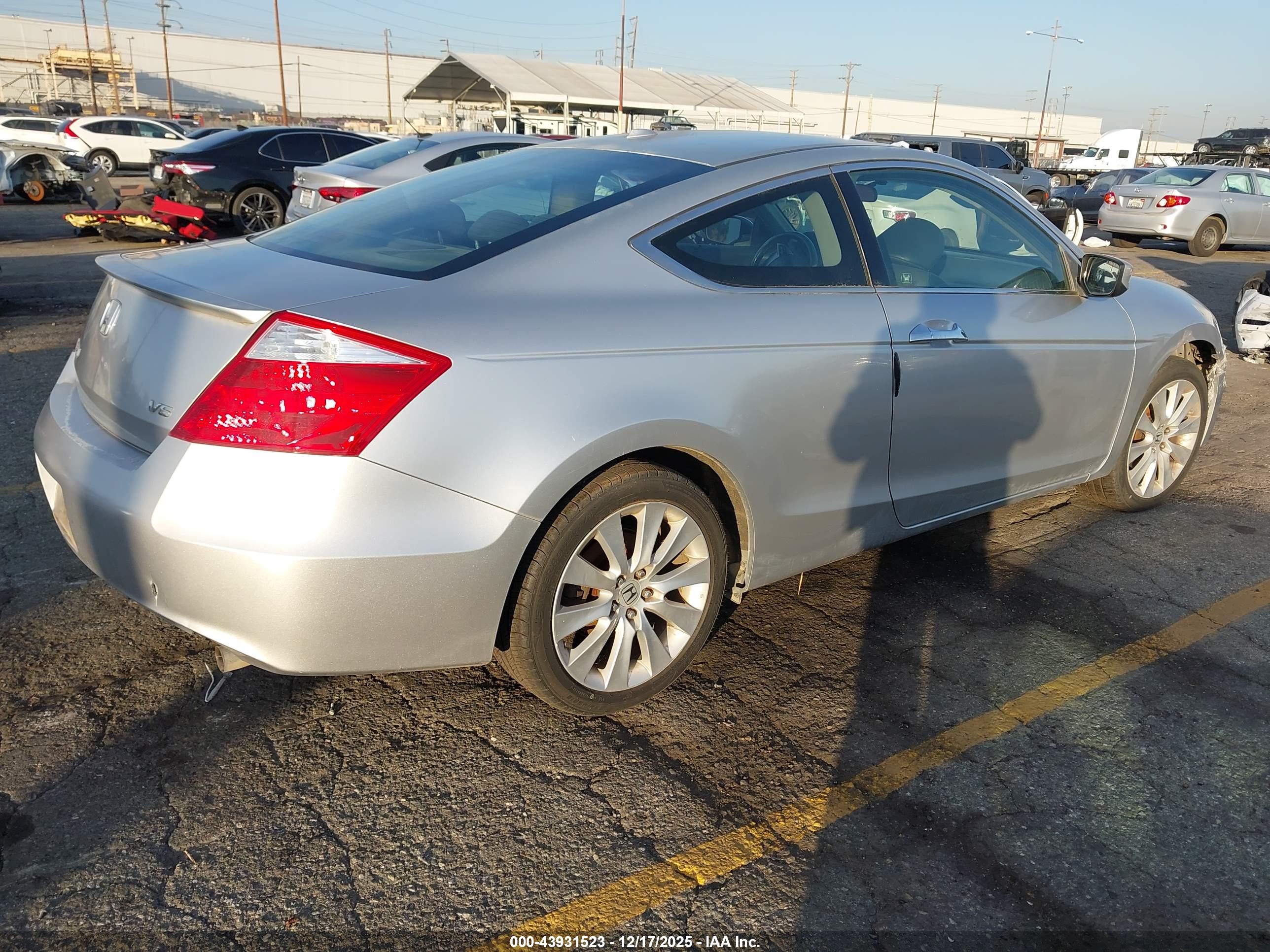 HONDA ACCORD image 4