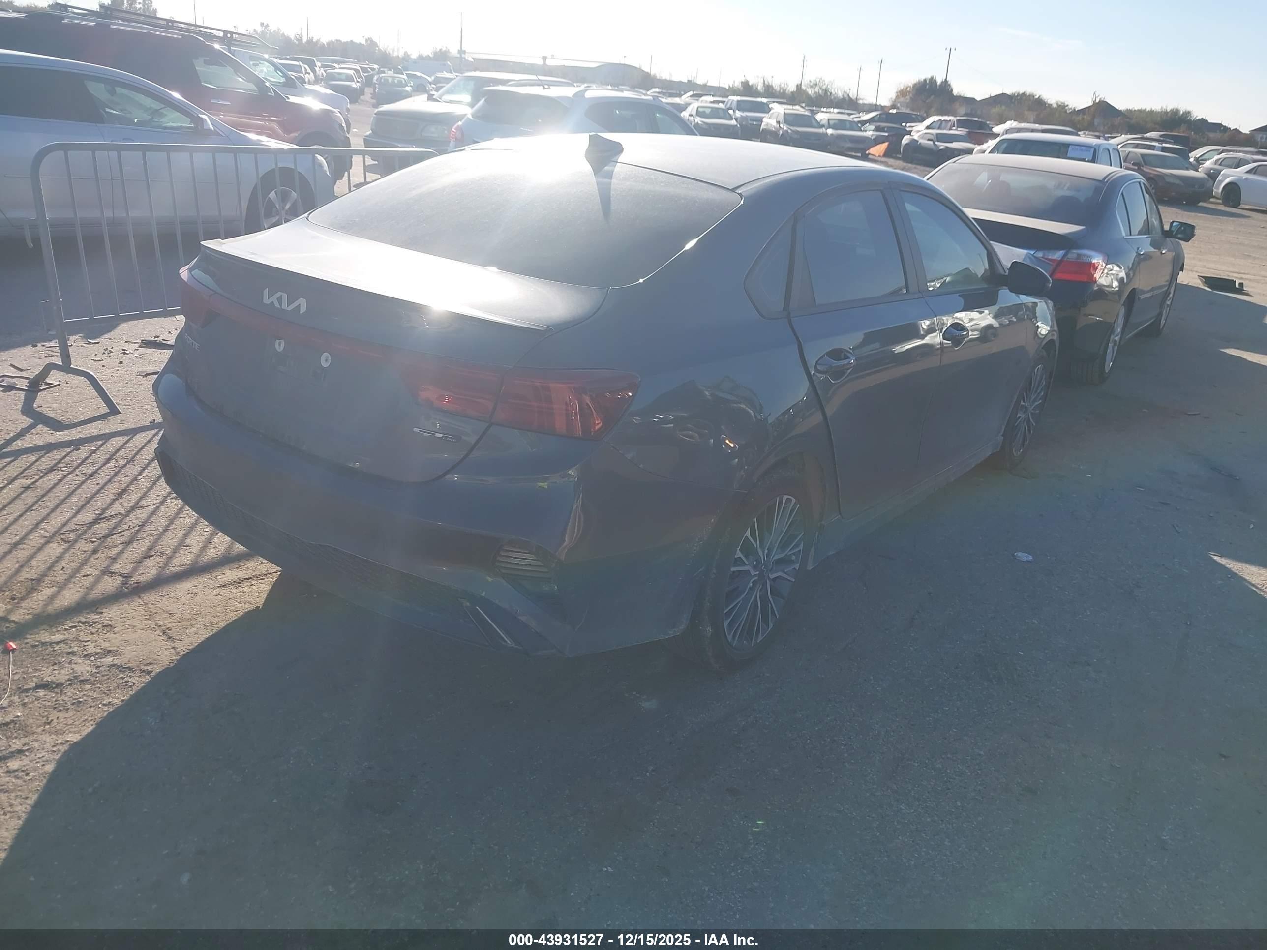 KIA FORTE image 4