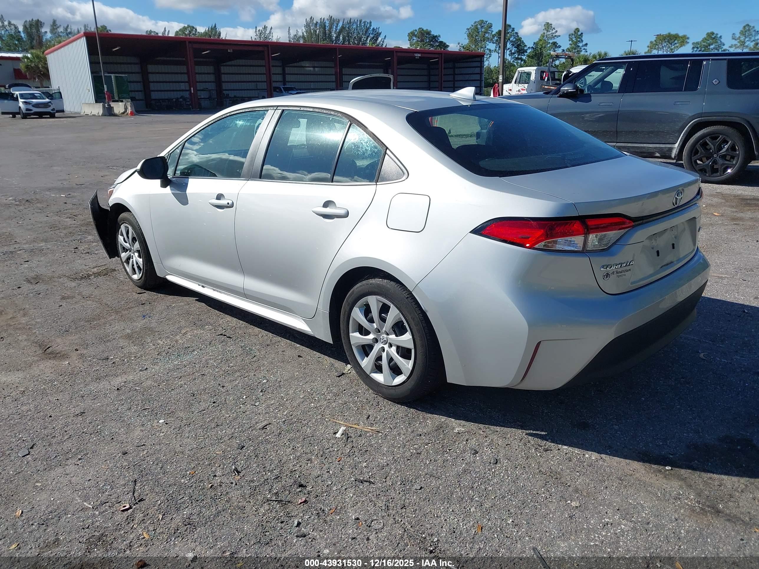 TOYOTA COROLLA image 3