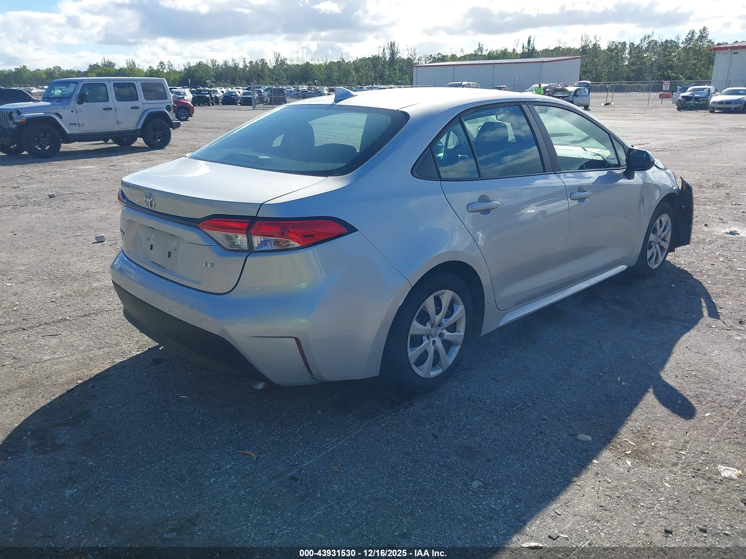 TOYOTA COROLLA image 4