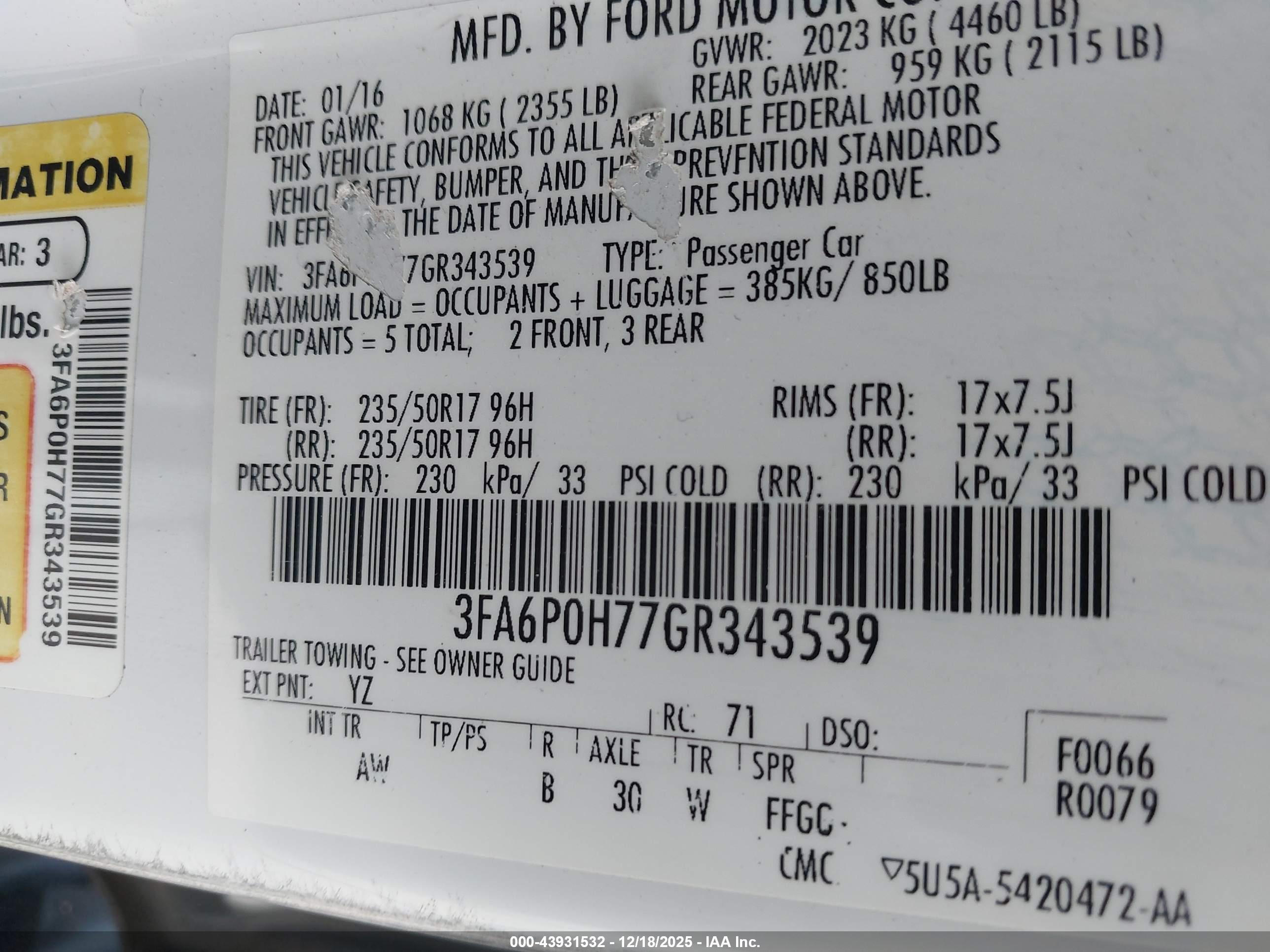 FORD FUSION image 9