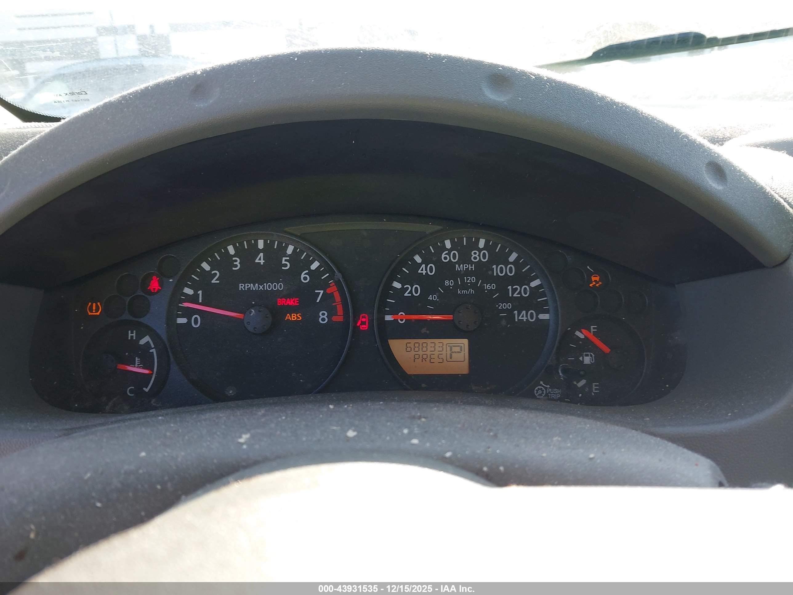 NISSAN FRONTIER image 7