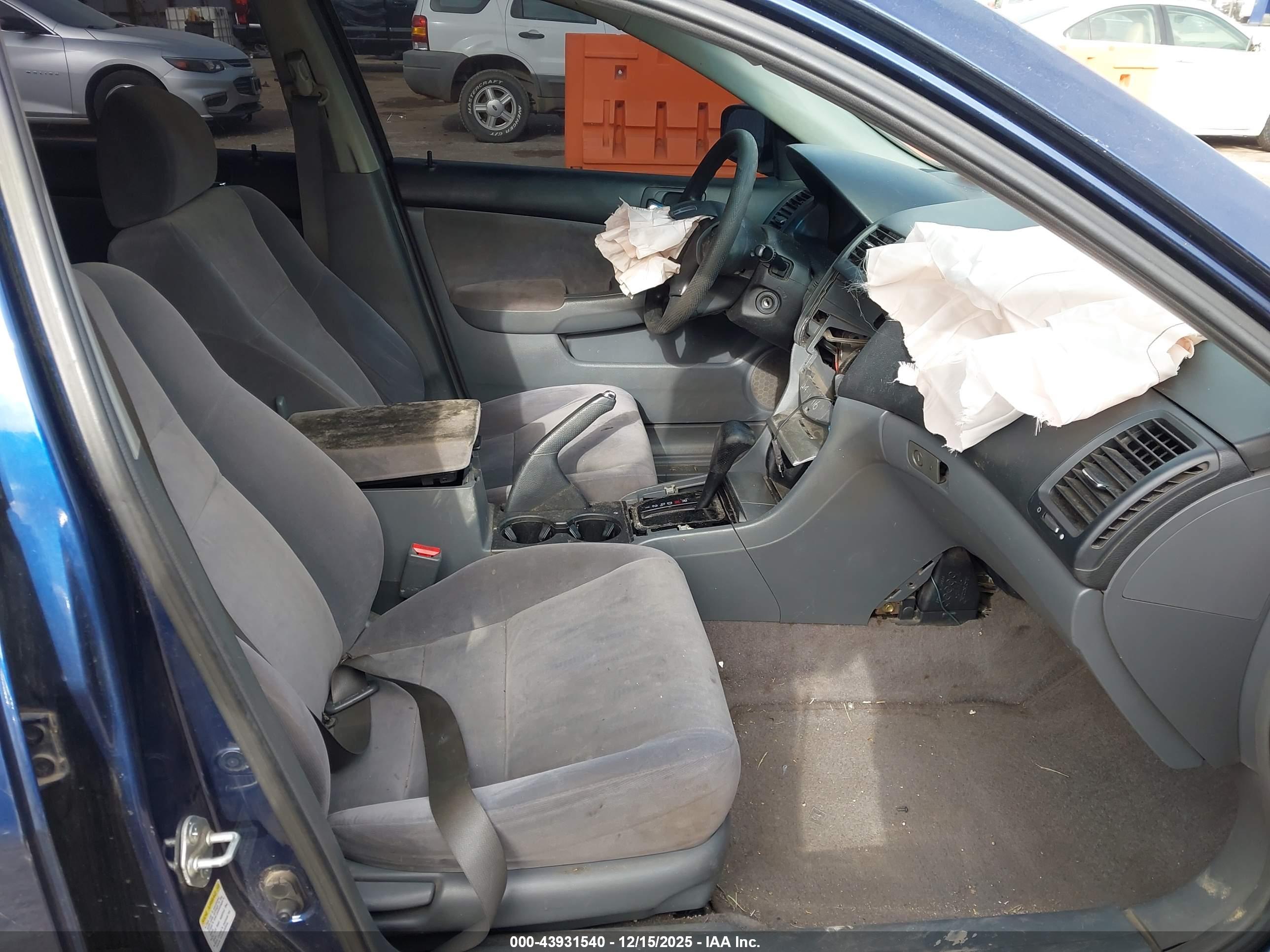 HONDA ACCORD image 5