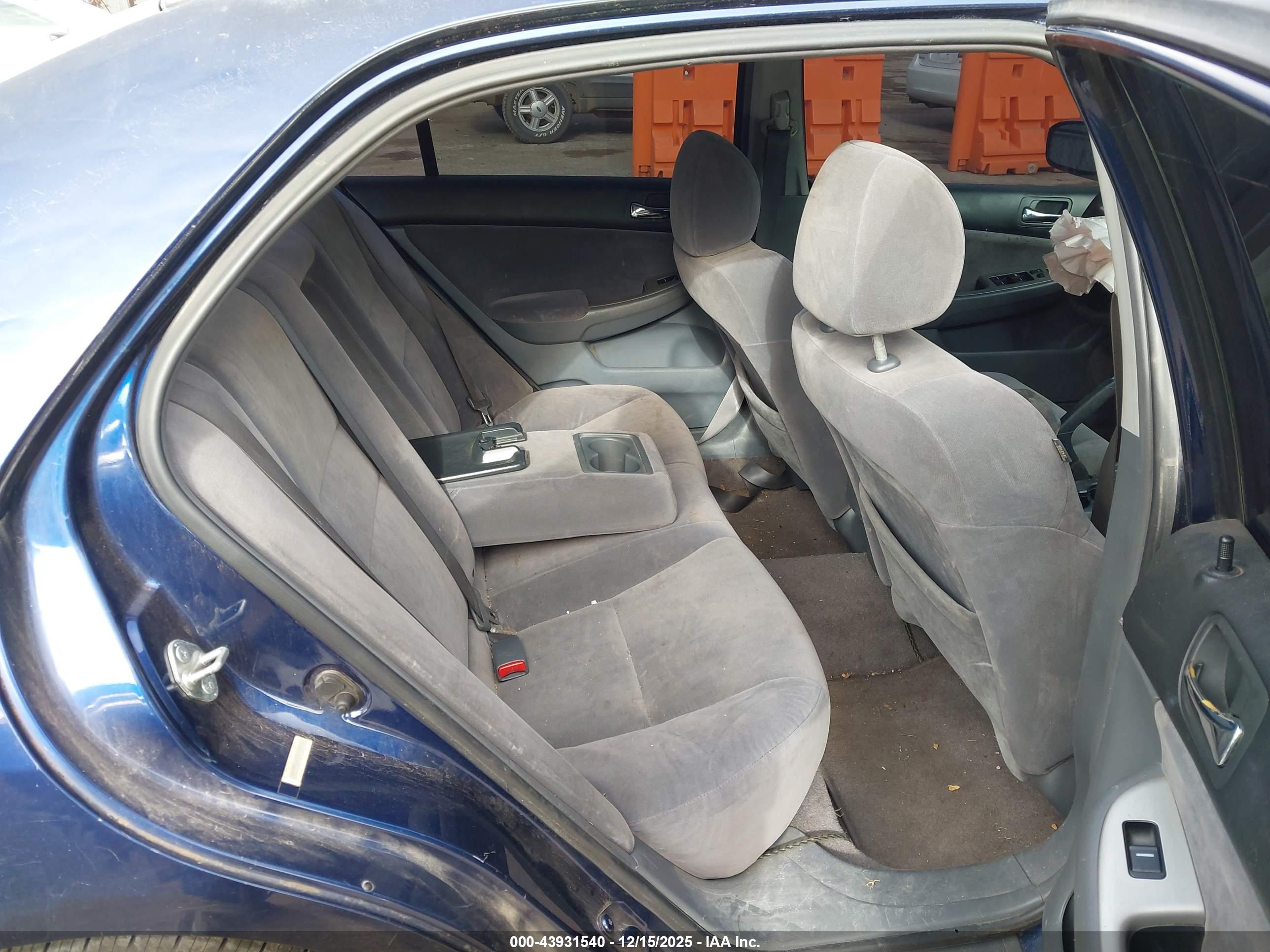 HONDA ACCORD image 8