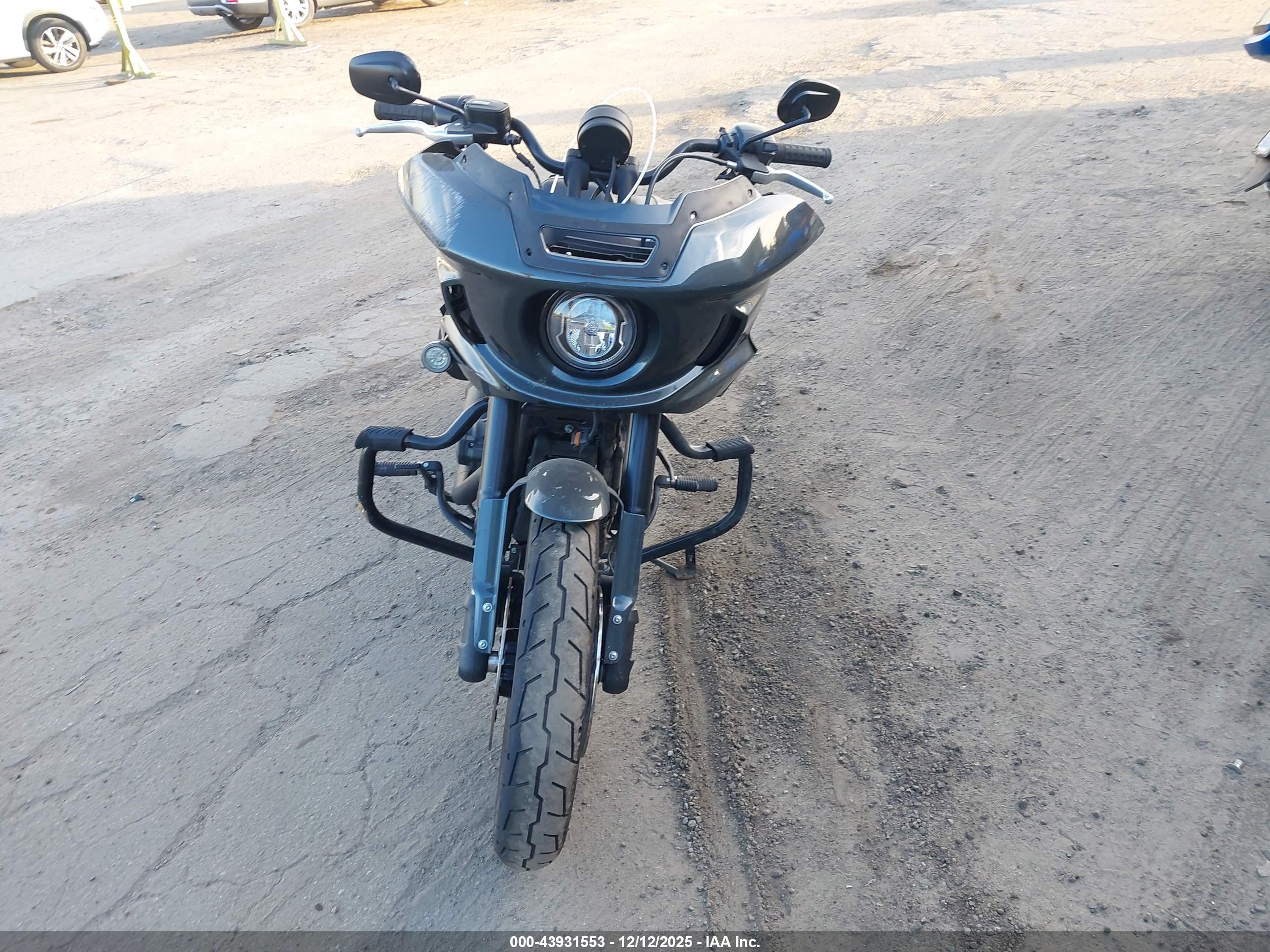 HARLEY-DAVIDSON FXLRST image 5