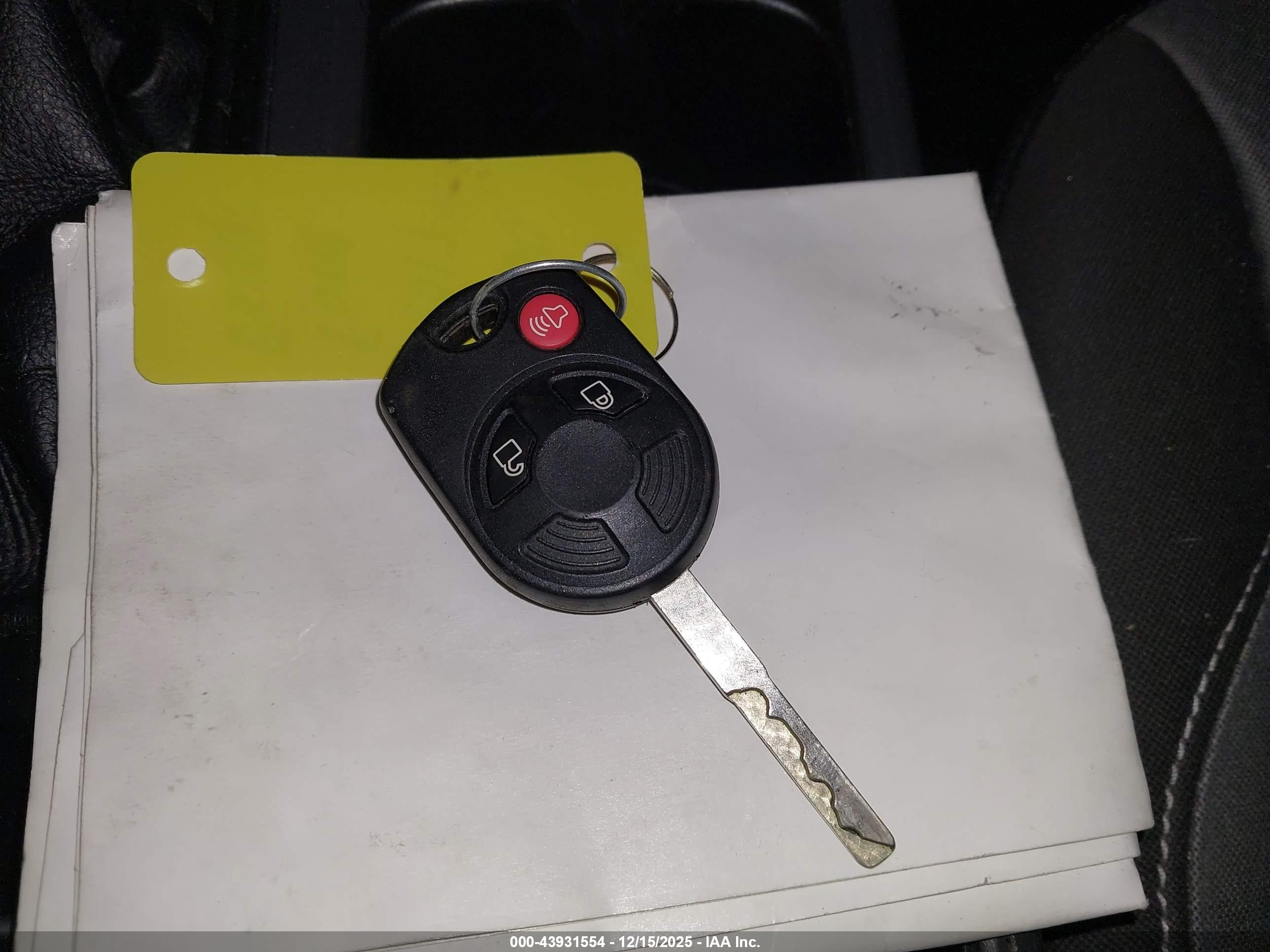 FORD ESCAPE image 11