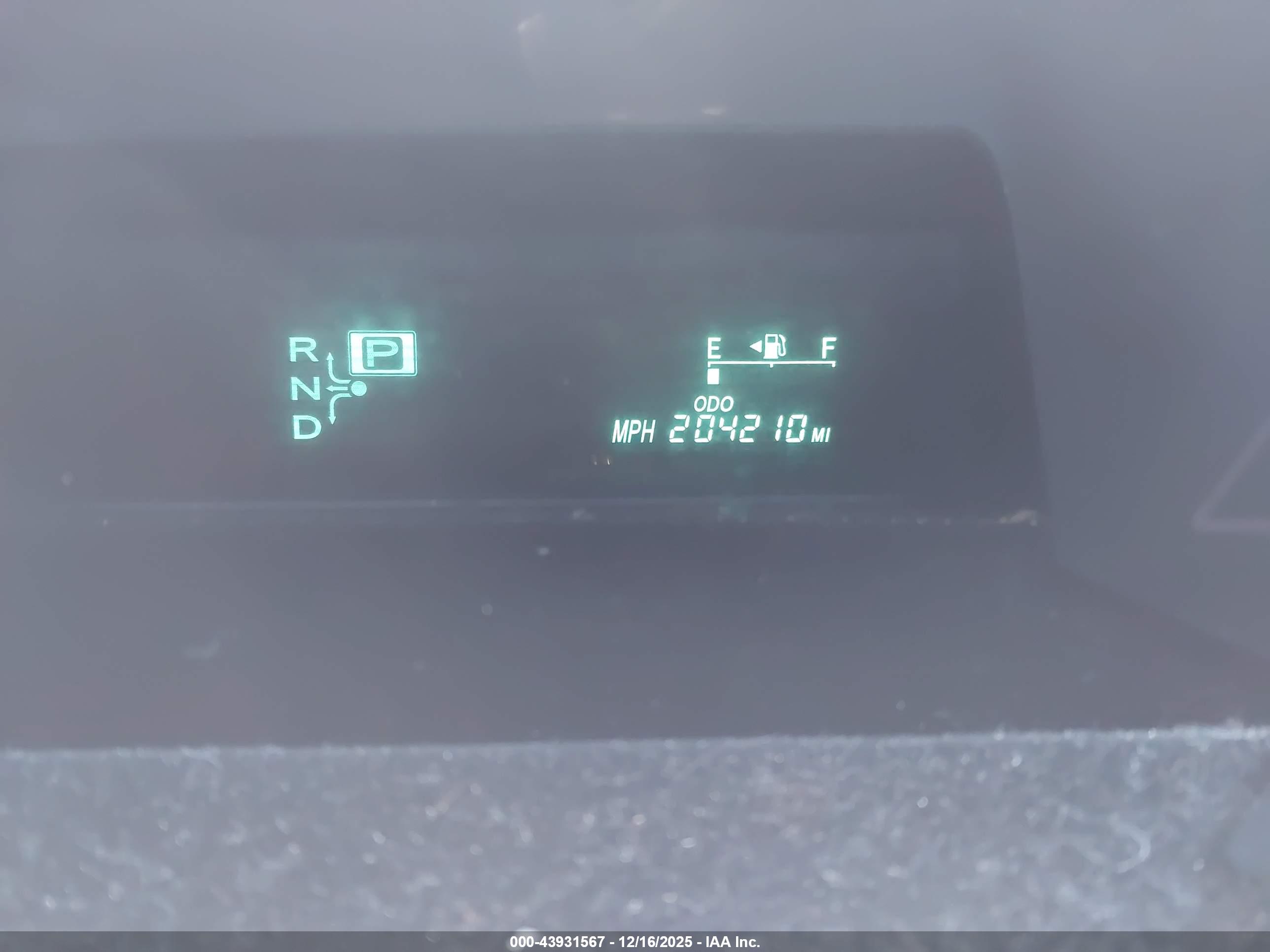 TOYOTA PRIUS image 7