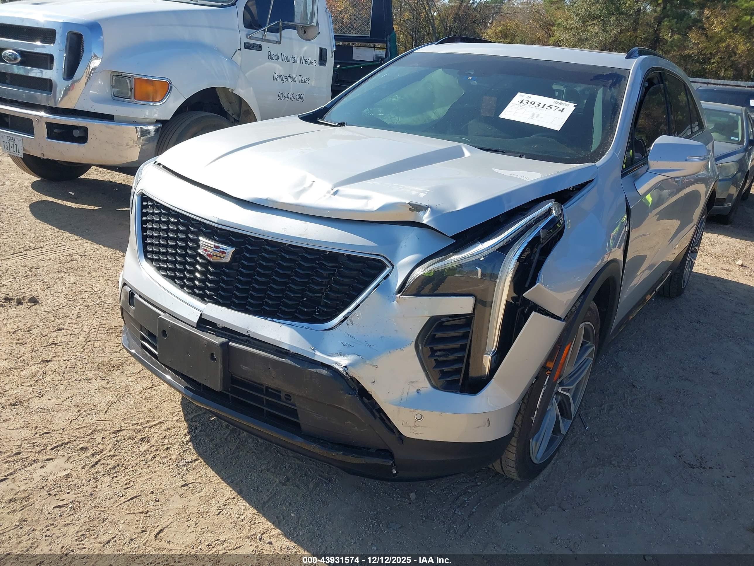 CADILLAC XT4 image 6