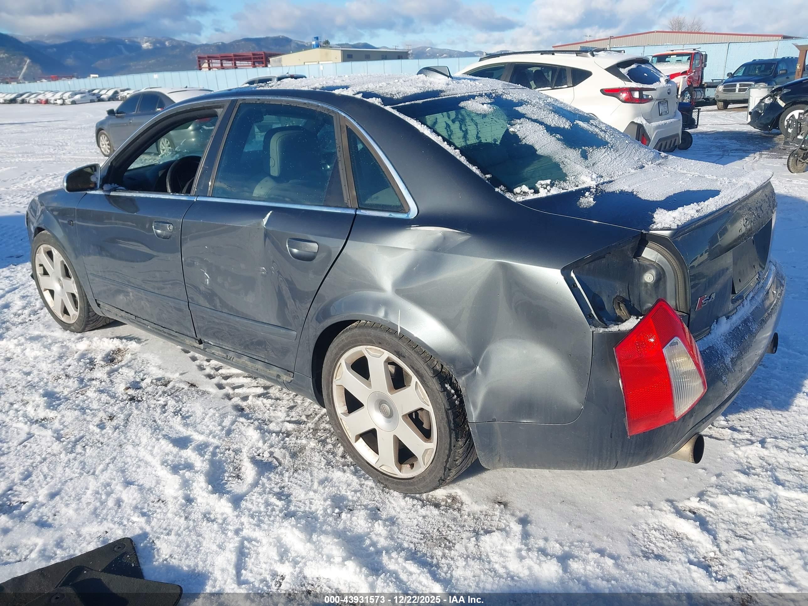 AUDI S4 image 3